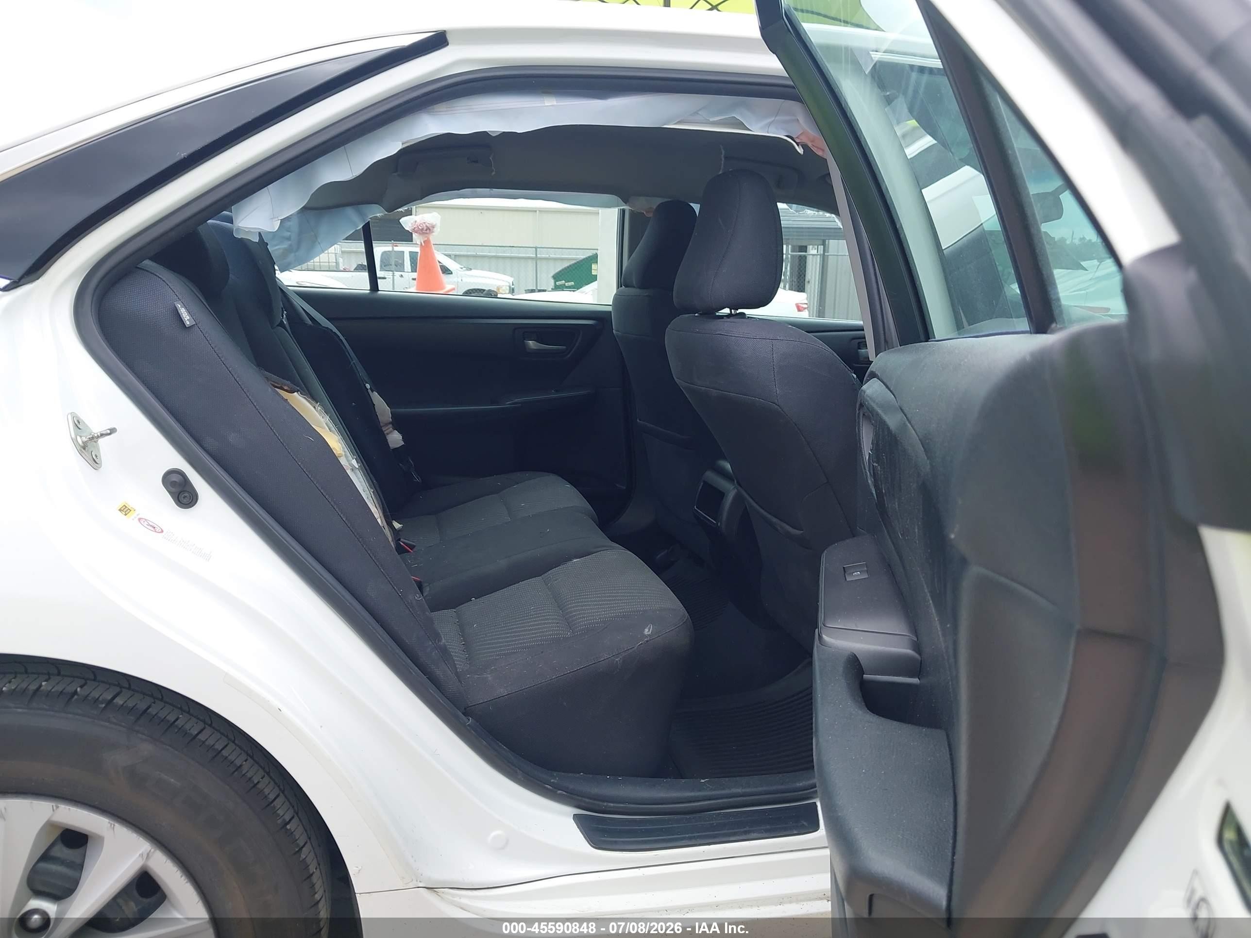 2015 Toyota Camry Le Белый vin: 4T1BF1FK3FU987146