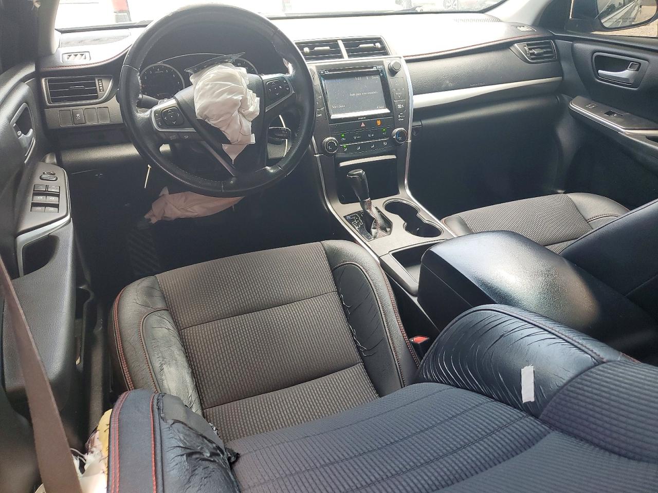 2016 Toyota Camry Se Silver vin: 4T1BF1FK3GU127409