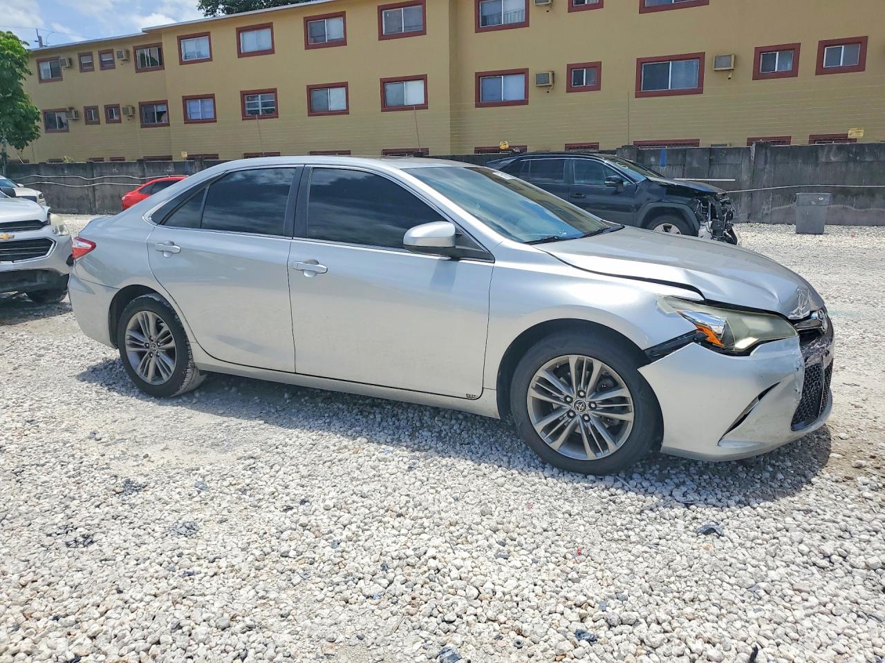 2016 Toyota Camry Se Silver vin: 4T1BF1FK3GU127409