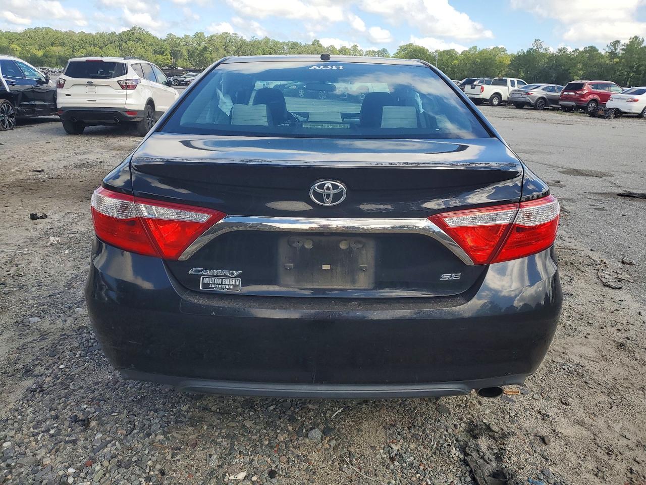 2016 Toyota Camry Se Black vin: 4T1BF1FK3GU222844