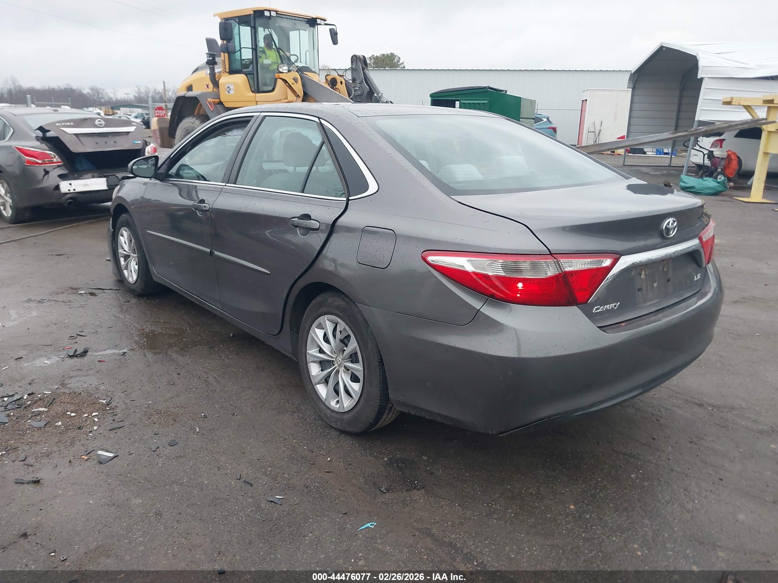 2016 Toyota Camry Le Gray vin: 4T1BF1FK3GU567582