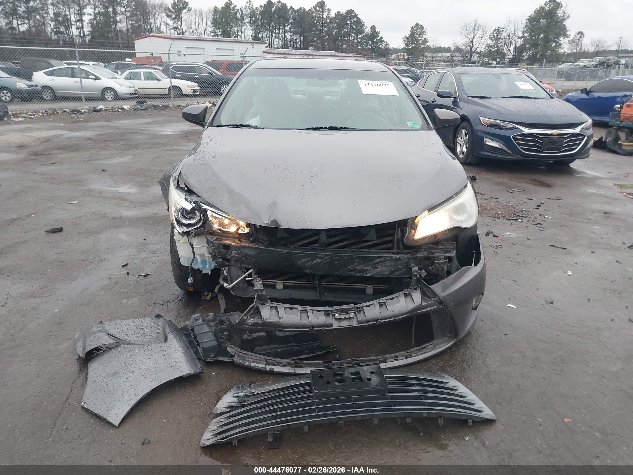 2016 Toyota Camry Le Gray vin: 4T1BF1FK3GU567582