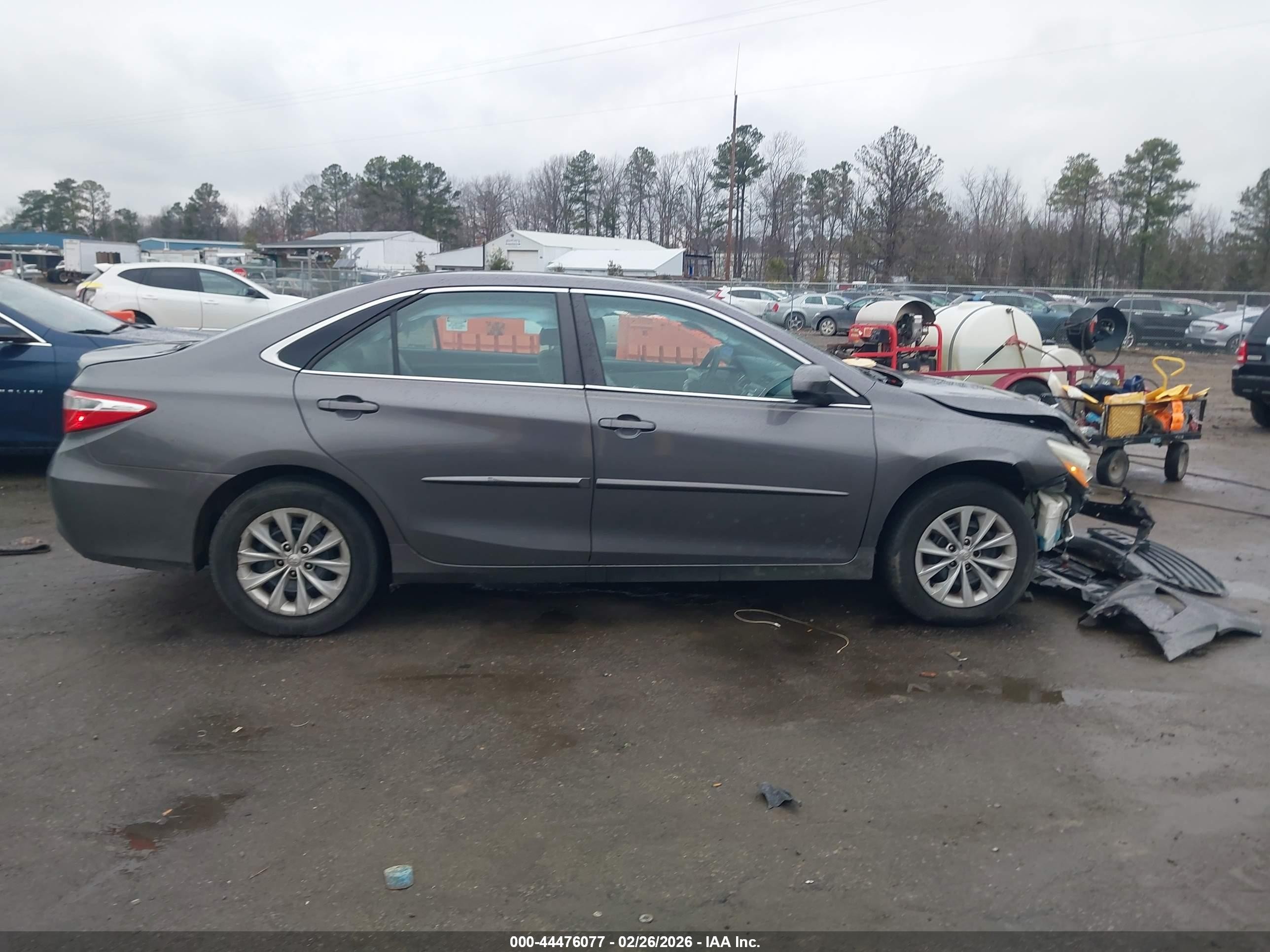 2016 Toyota Camry Le Gray vin: 4T1BF1FK3GU567582