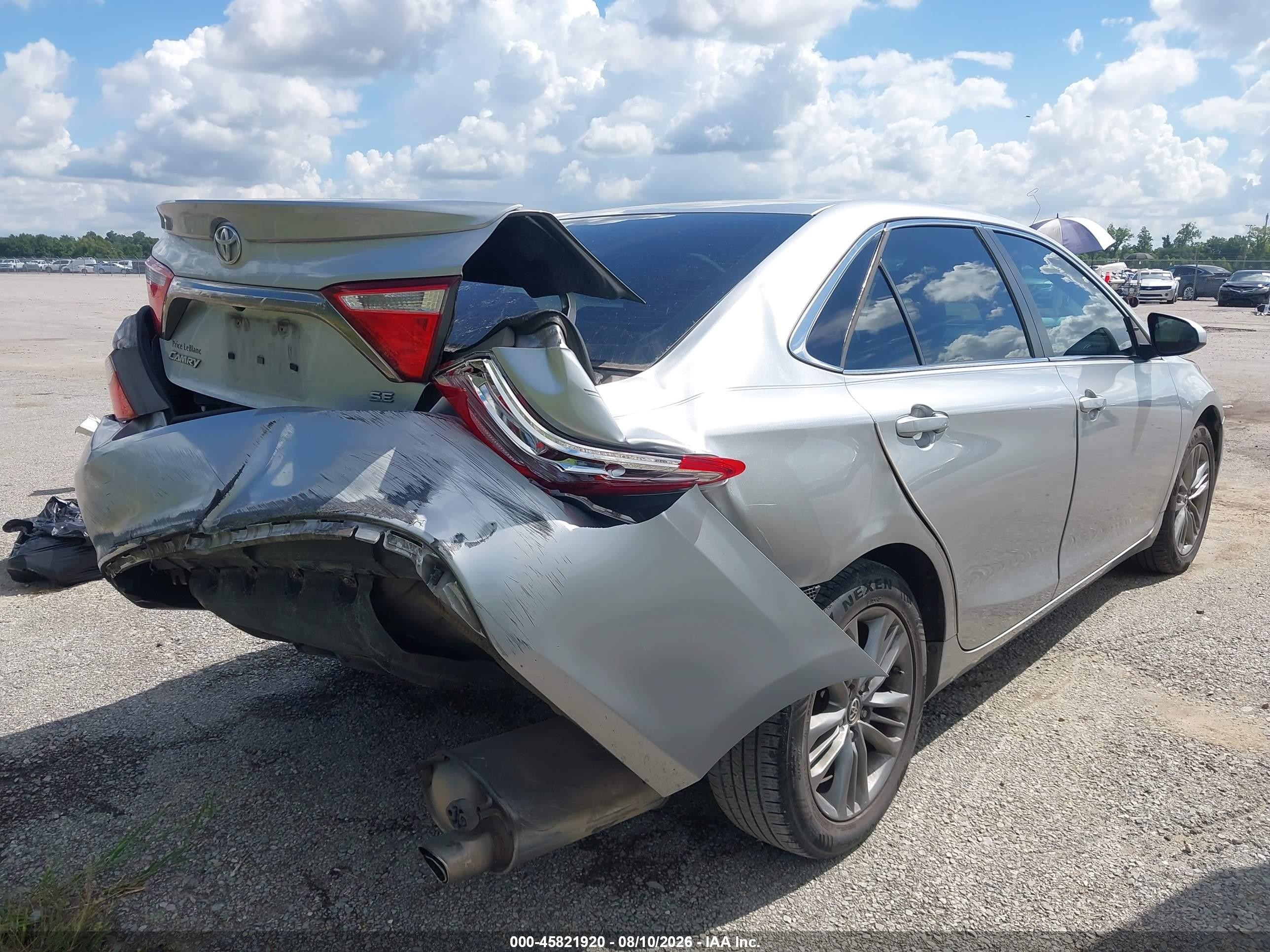 2017 Toyota Camry Se Silver vin: 4T1BF1FK3HU292538
