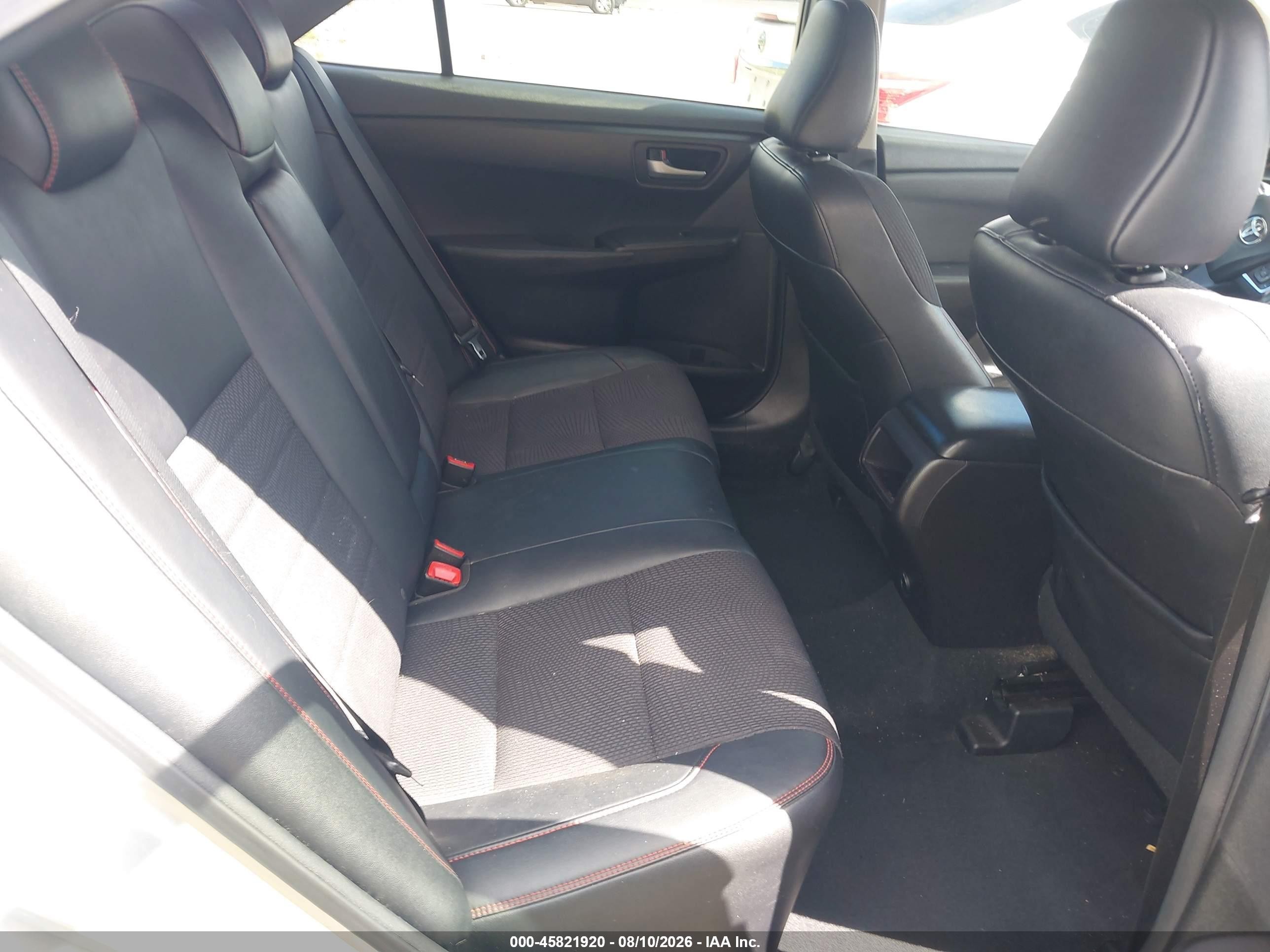 2017 Toyota Camry Se Silver vin: 4T1BF1FK3HU292538