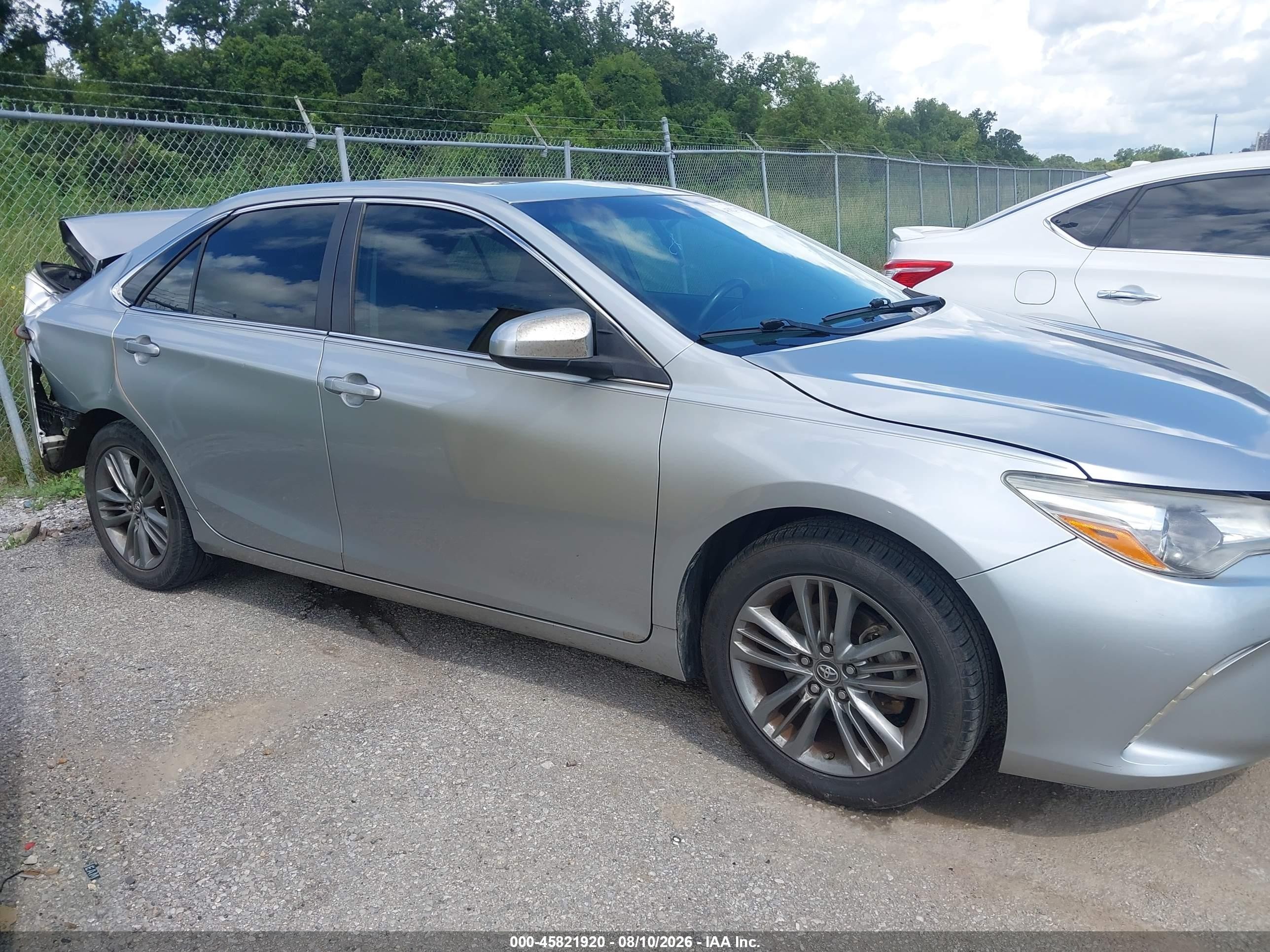 2017 Toyota Camry Se Silver vin: 4T1BF1FK3HU292538