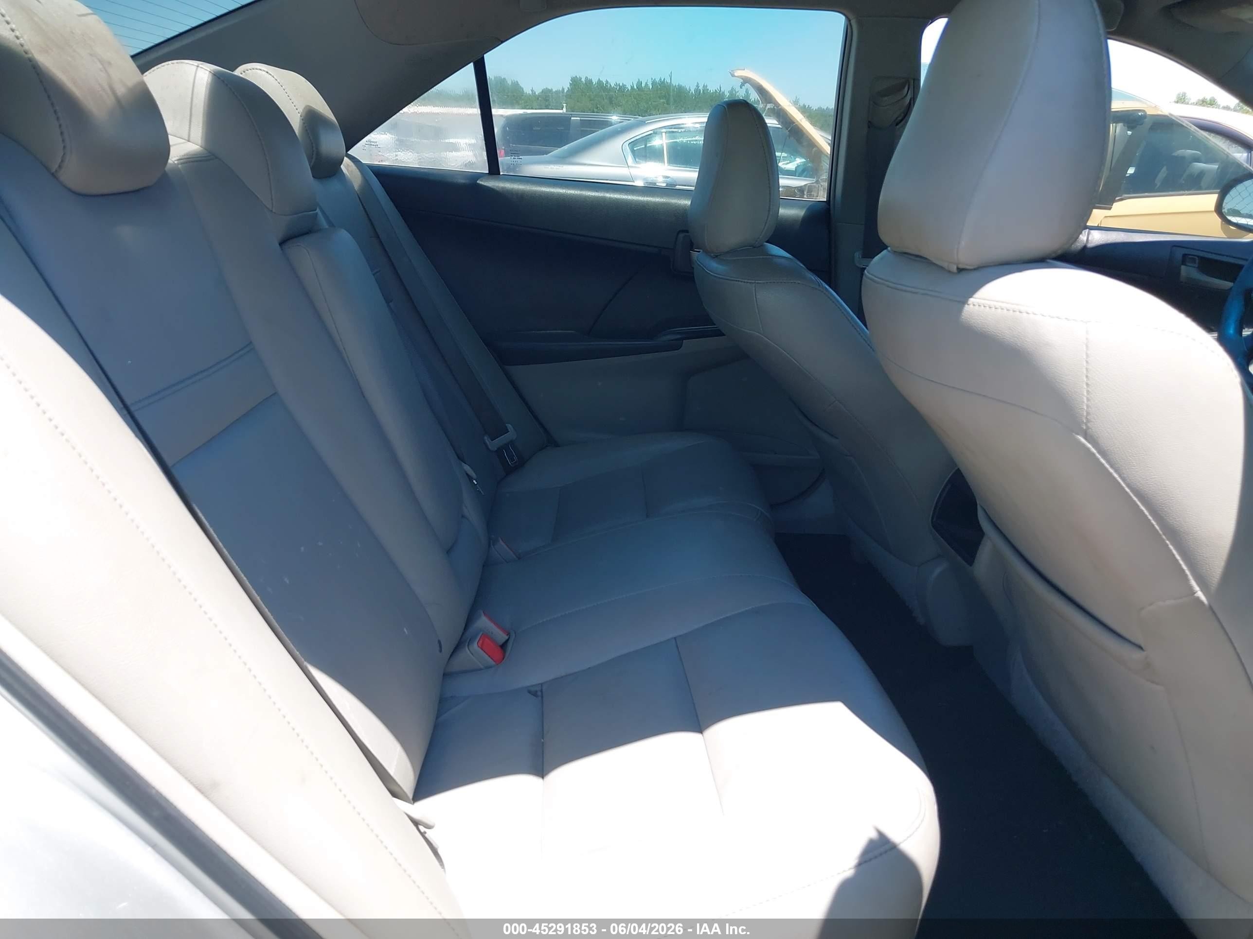 2012 Toyota Camry Le Silver vin: 4T1BF1FK4CU015504