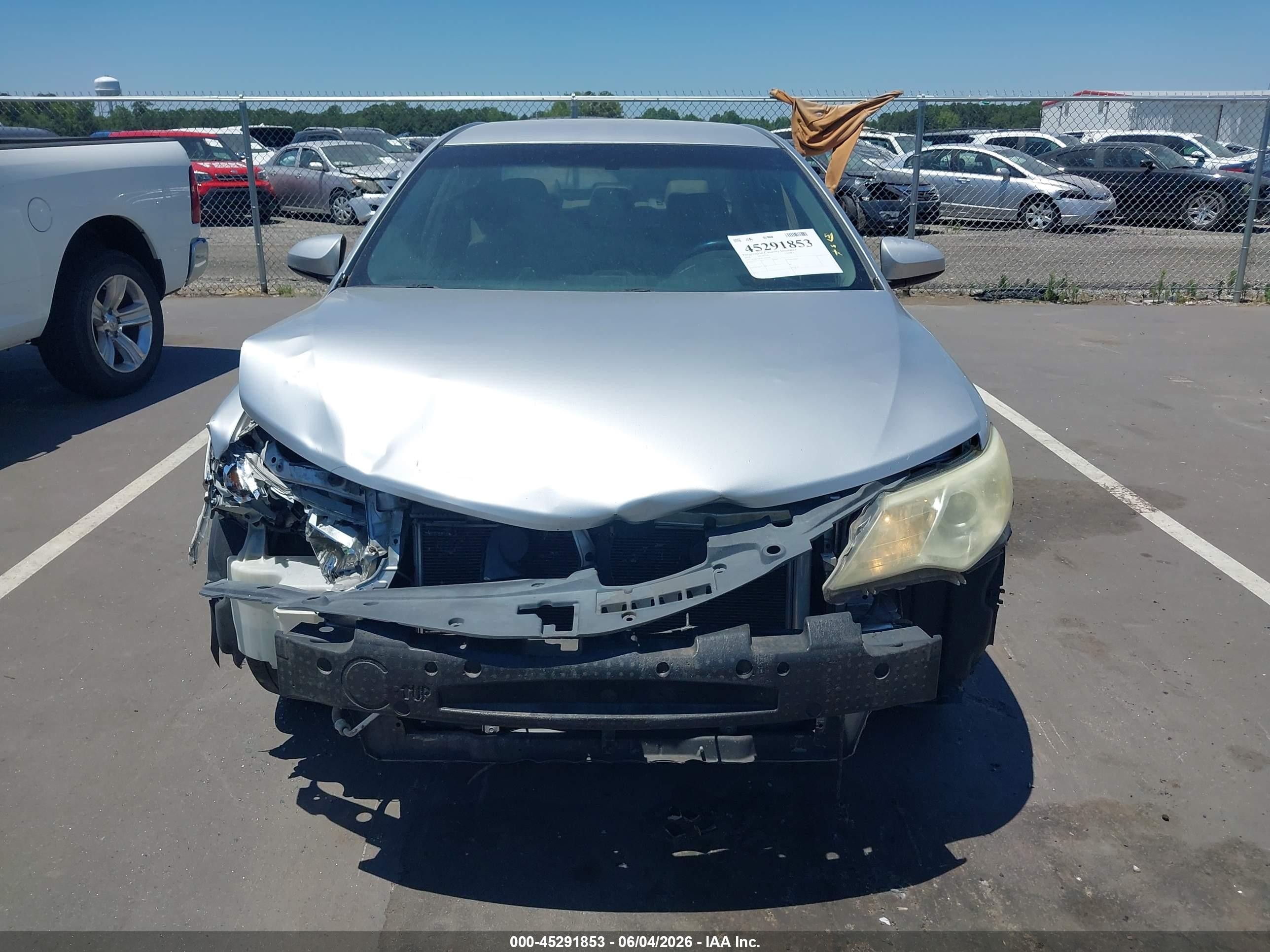 2012 Toyota Camry Le Silver vin: 4T1BF1FK4CU015504