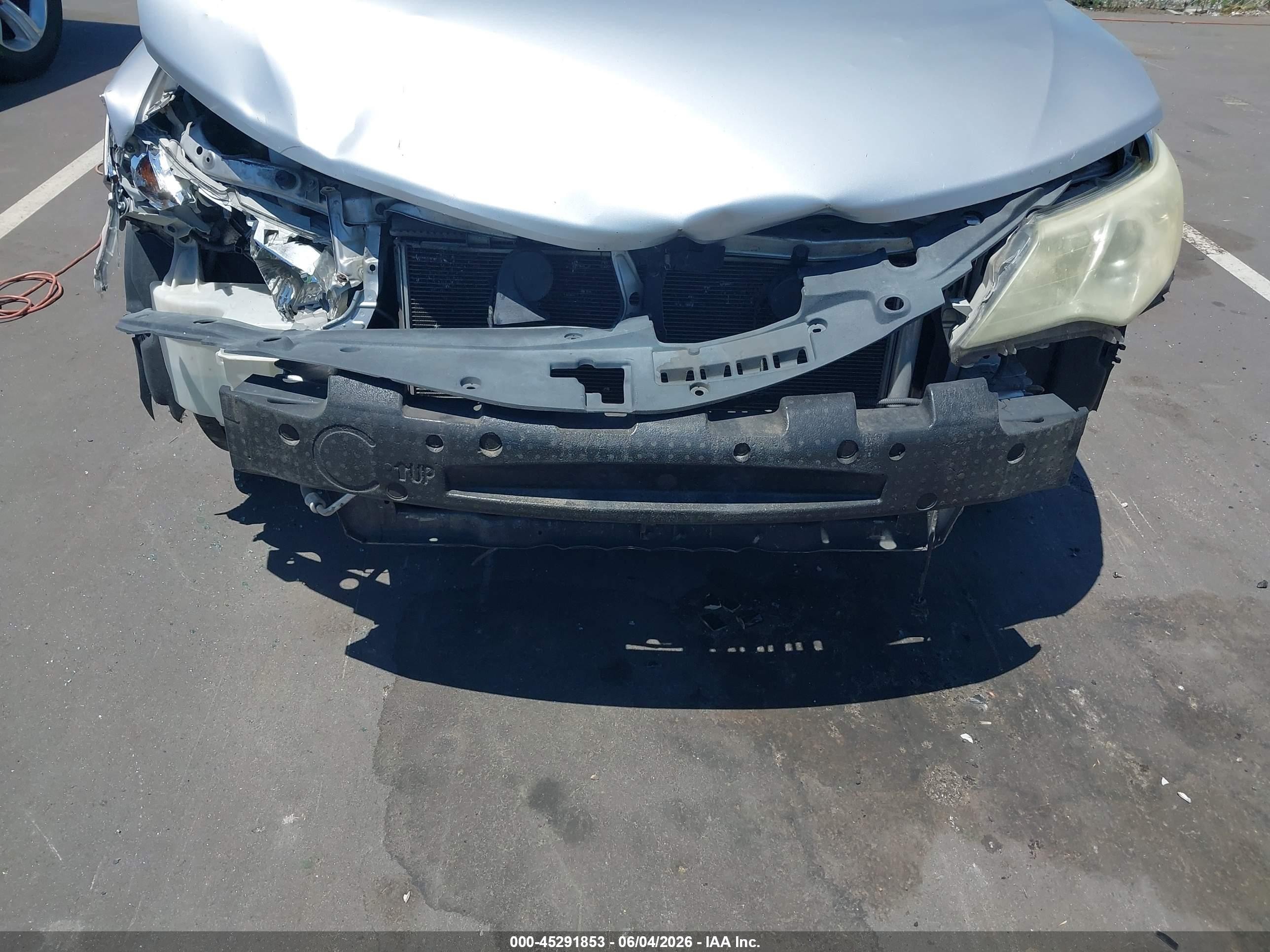 2012 Toyota Camry Le Silver vin: 4T1BF1FK4CU015504