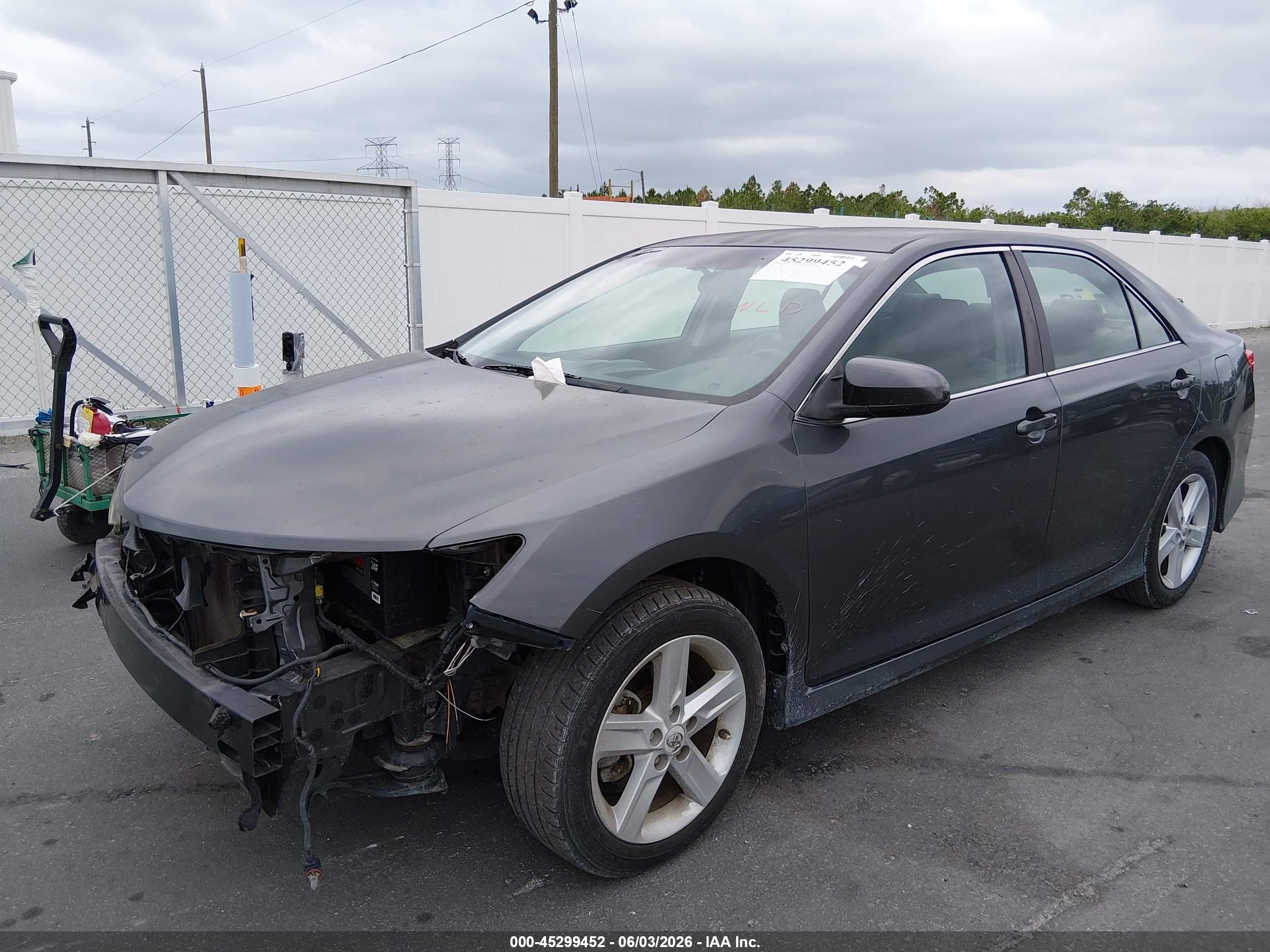 2012 Toyota Camry Se Silver vin: 4T1BF1FK4CU025062