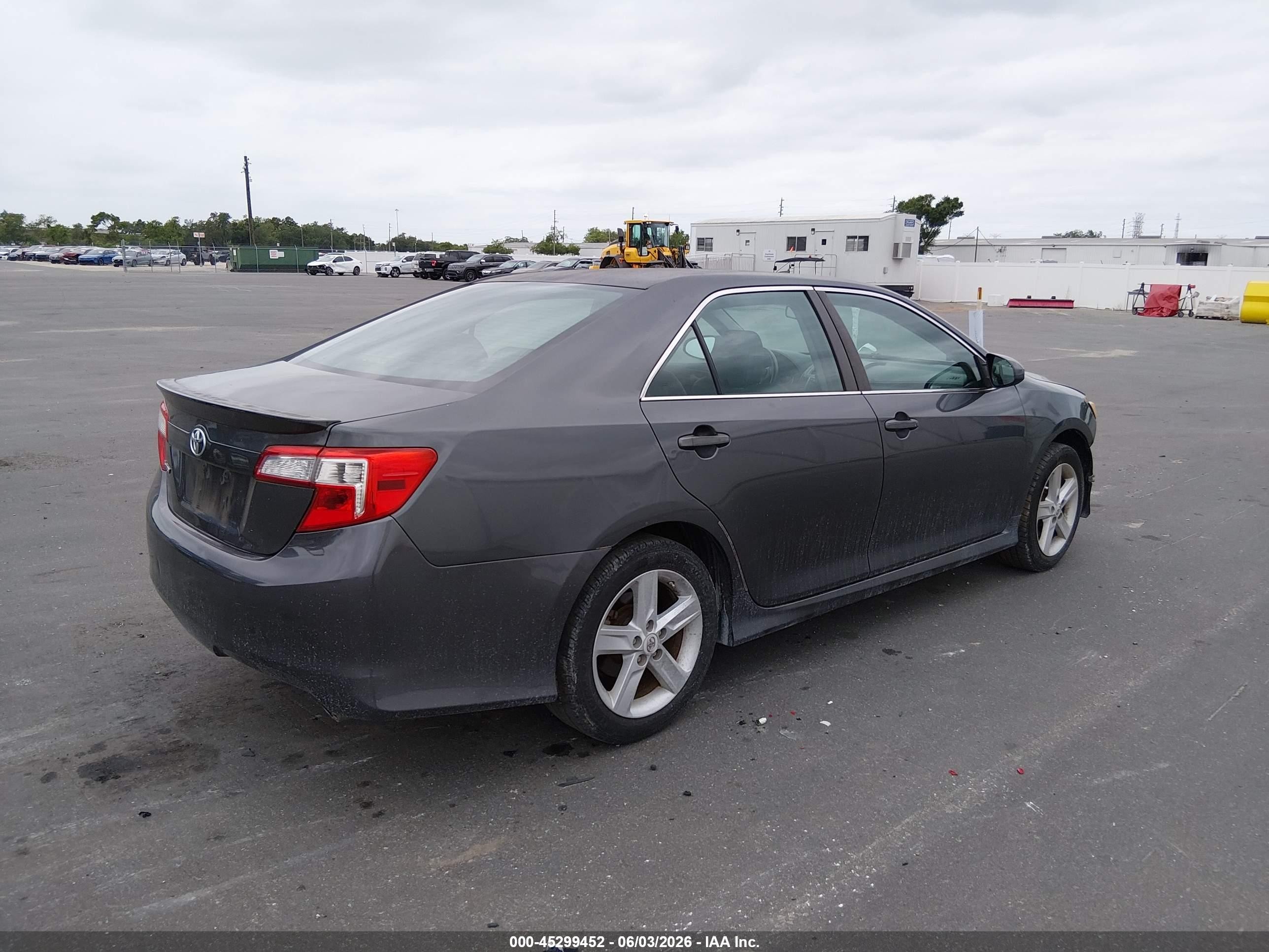 2012 Toyota Camry Se Silver vin: 4T1BF1FK4CU025062