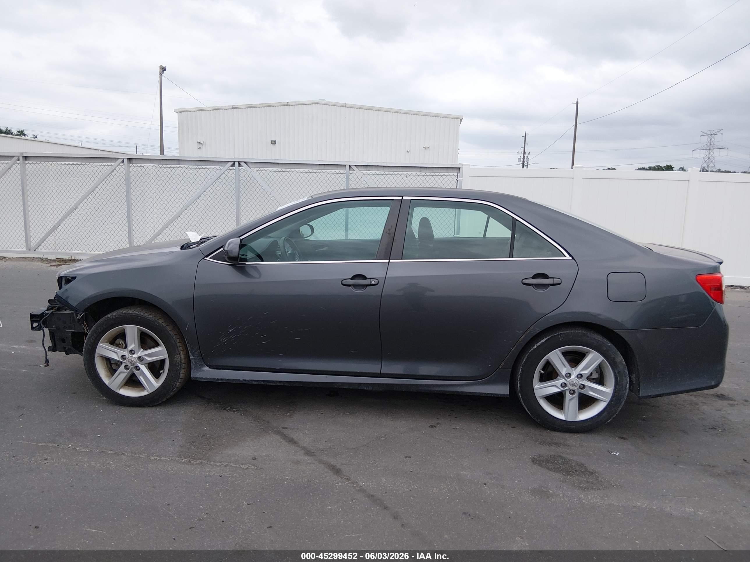 2012 Toyota Camry Se Silver vin: 4T1BF1FK4CU025062