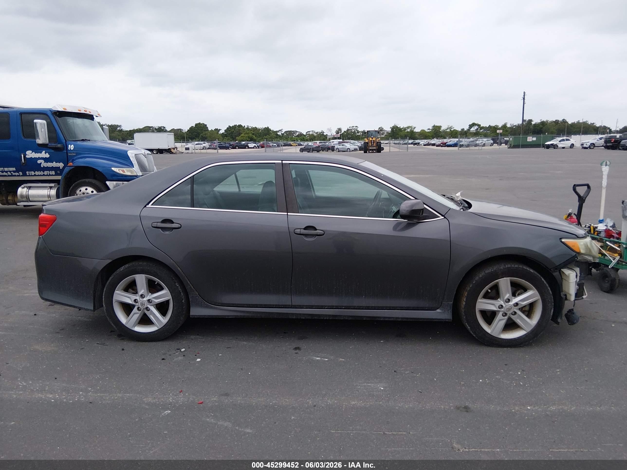 2012 Toyota Camry Se Silver vin: 4T1BF1FK4CU025062