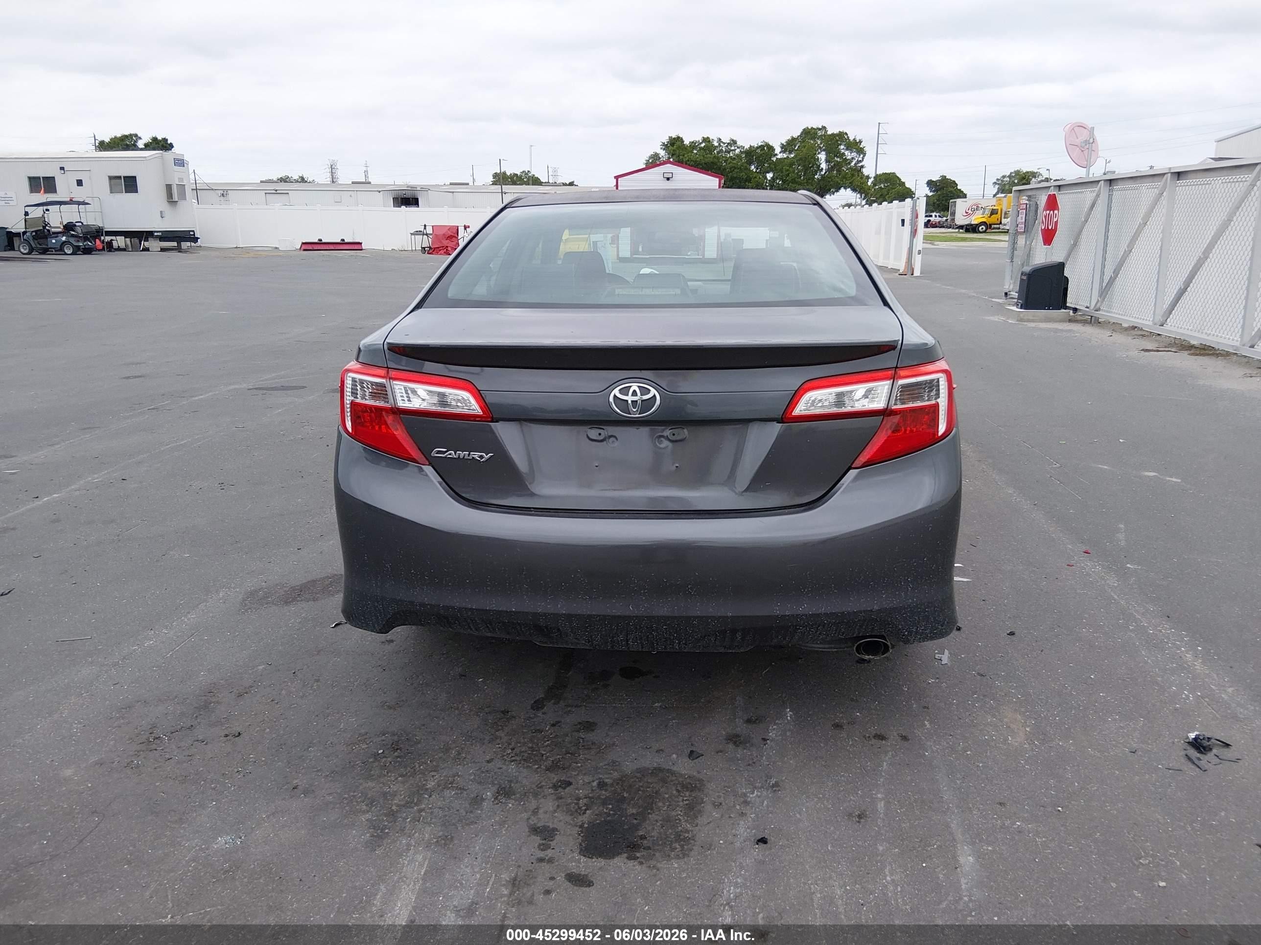 2012 Toyota Camry Se Silver vin: 4T1BF1FK4CU025062