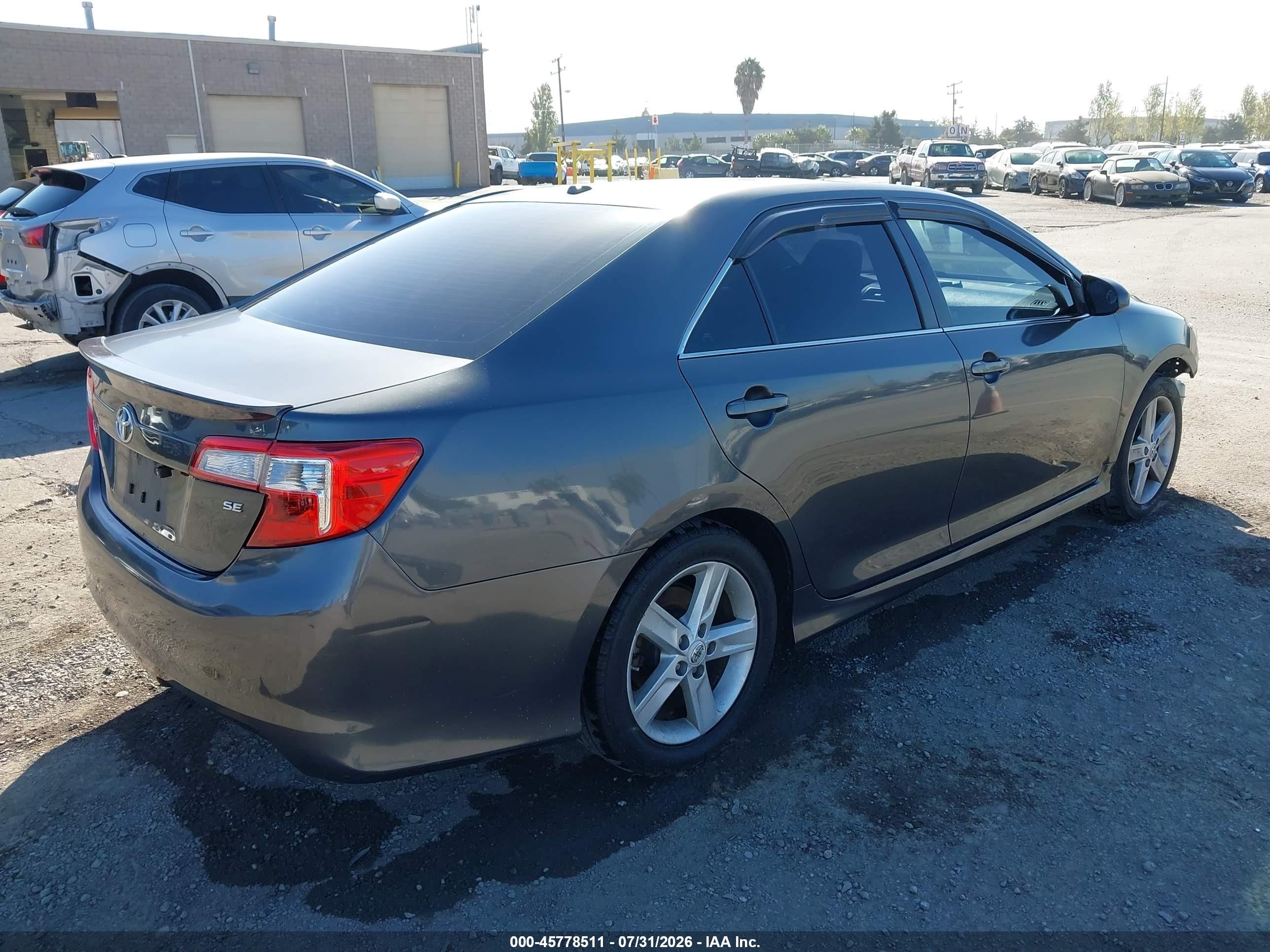 2012 Toyota Camry Se Gray vin: 4T1BF1FK4CU025305