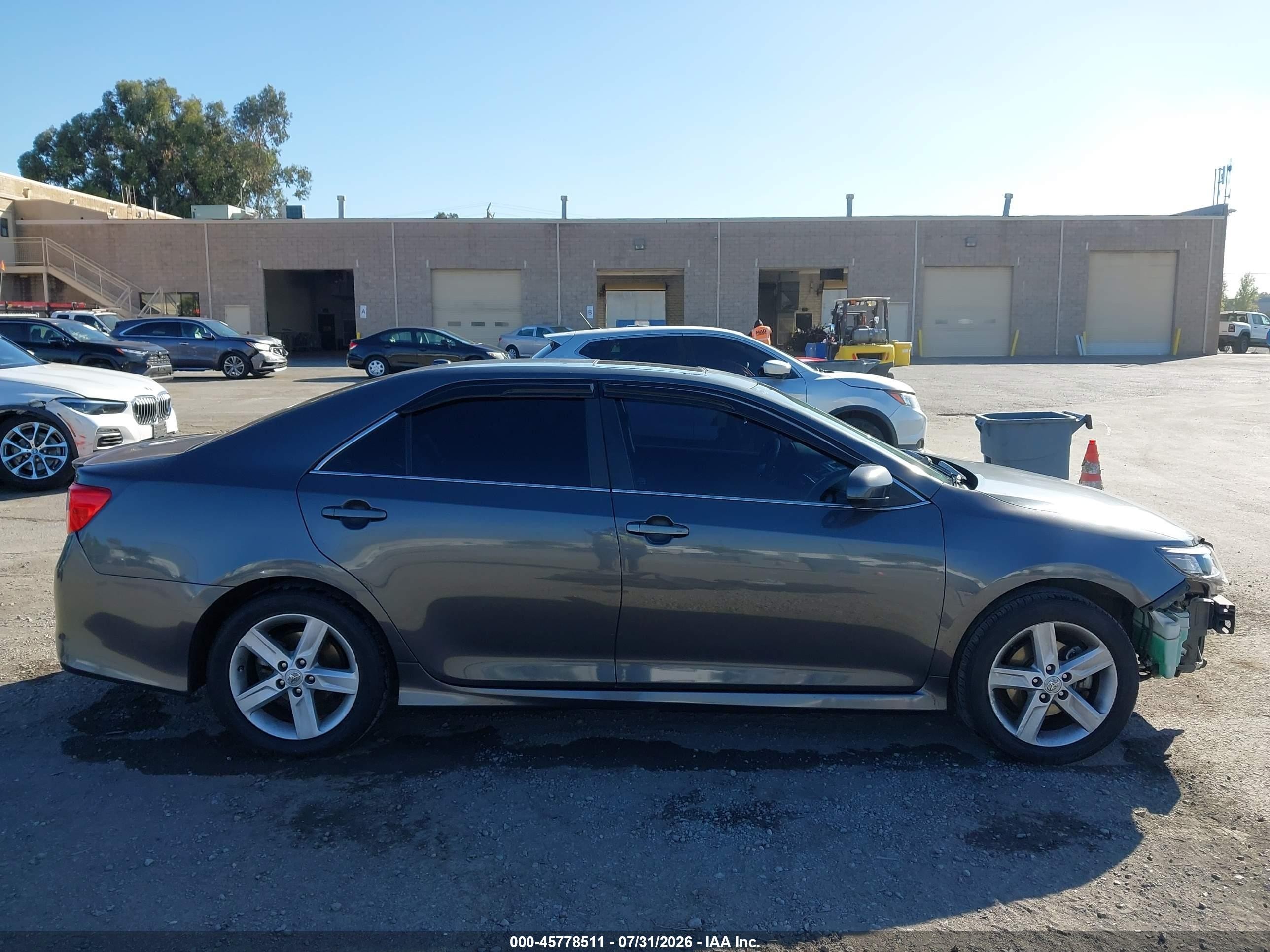 2012 Toyota Camry Se Gray vin: 4T1BF1FK4CU025305
