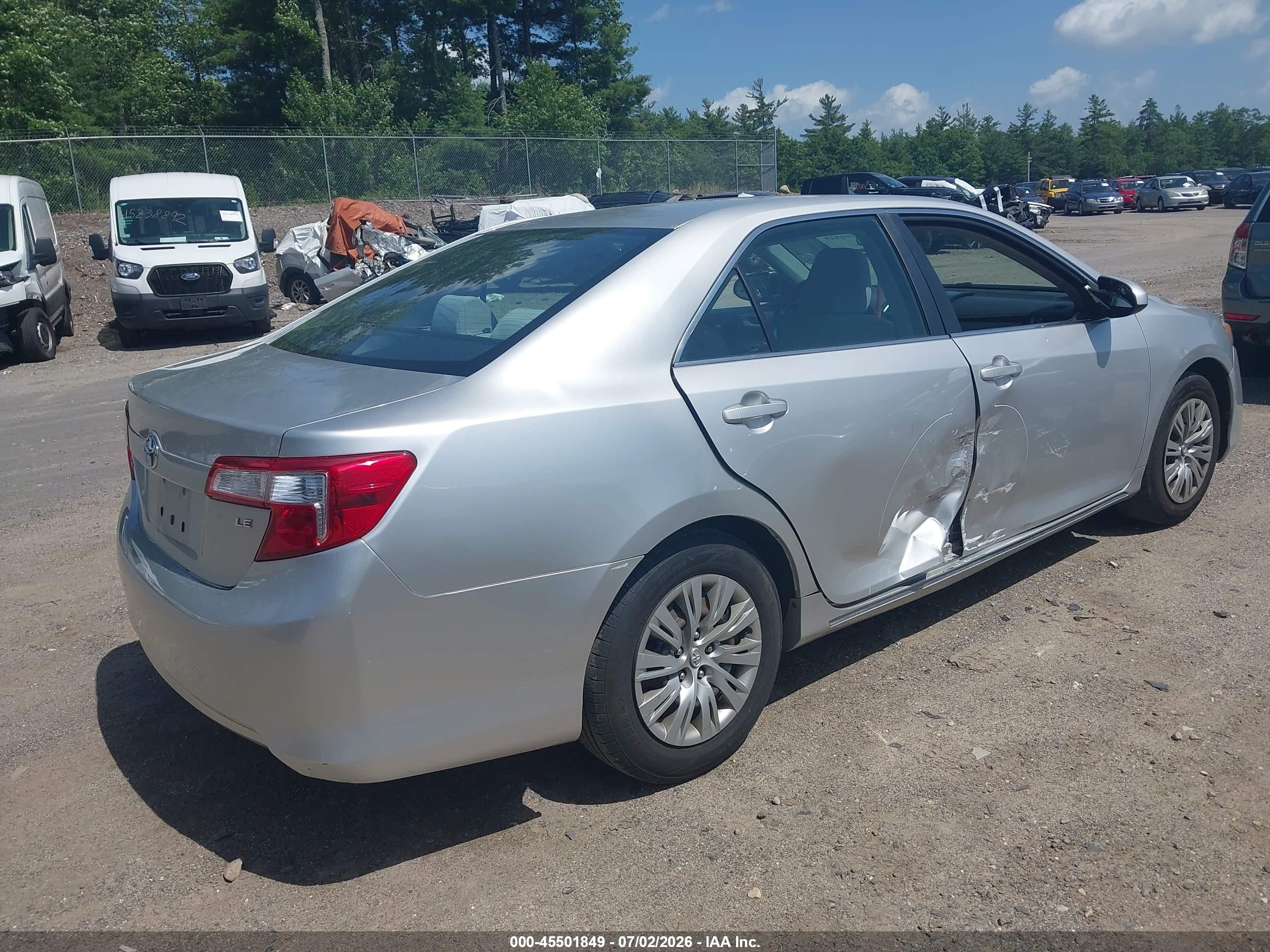 2012 Toyota Camry Le Silver vin: 4T1BF1FK4CU041939