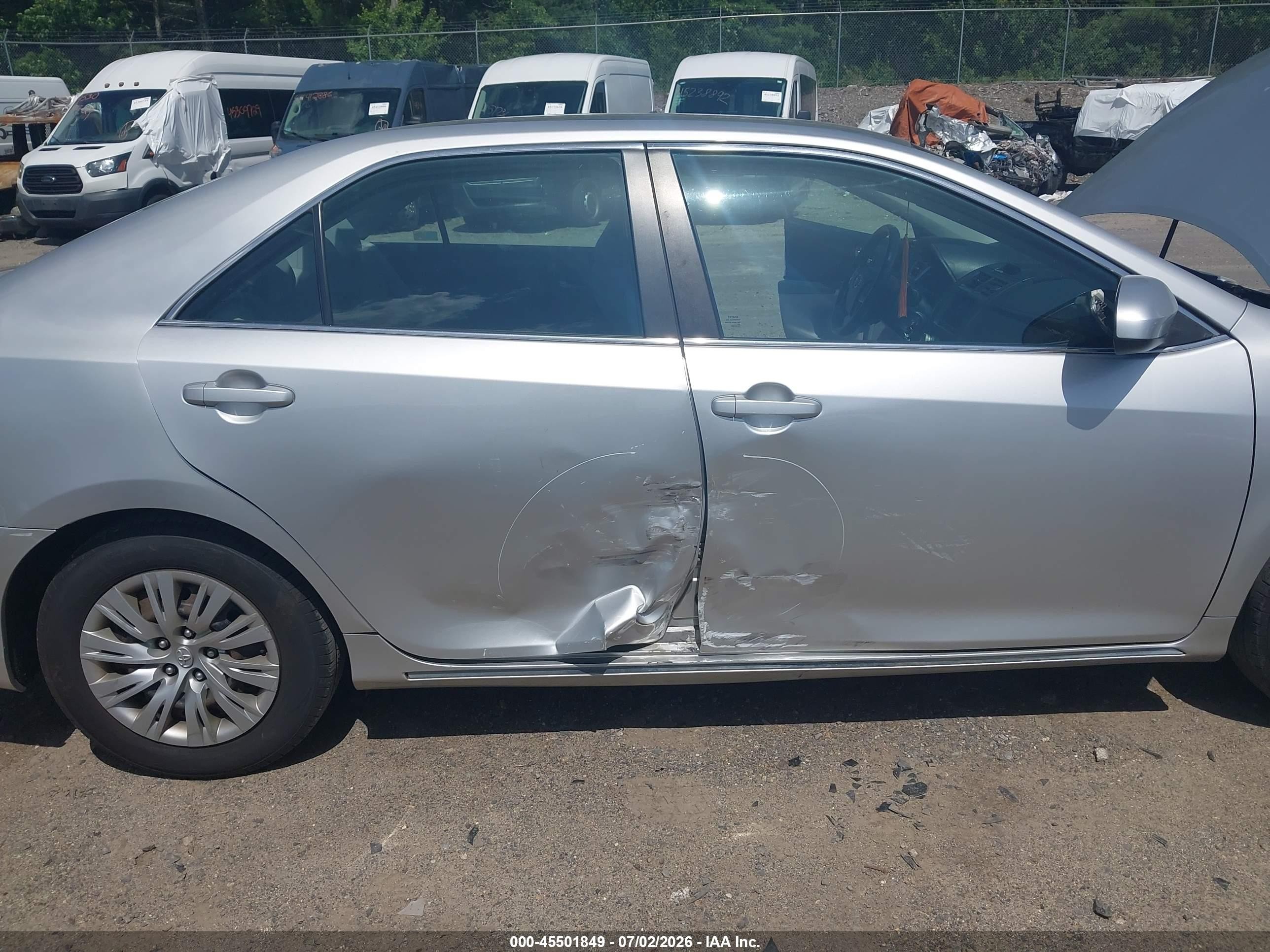 2012 Toyota Camry Le Silver vin: 4T1BF1FK4CU041939