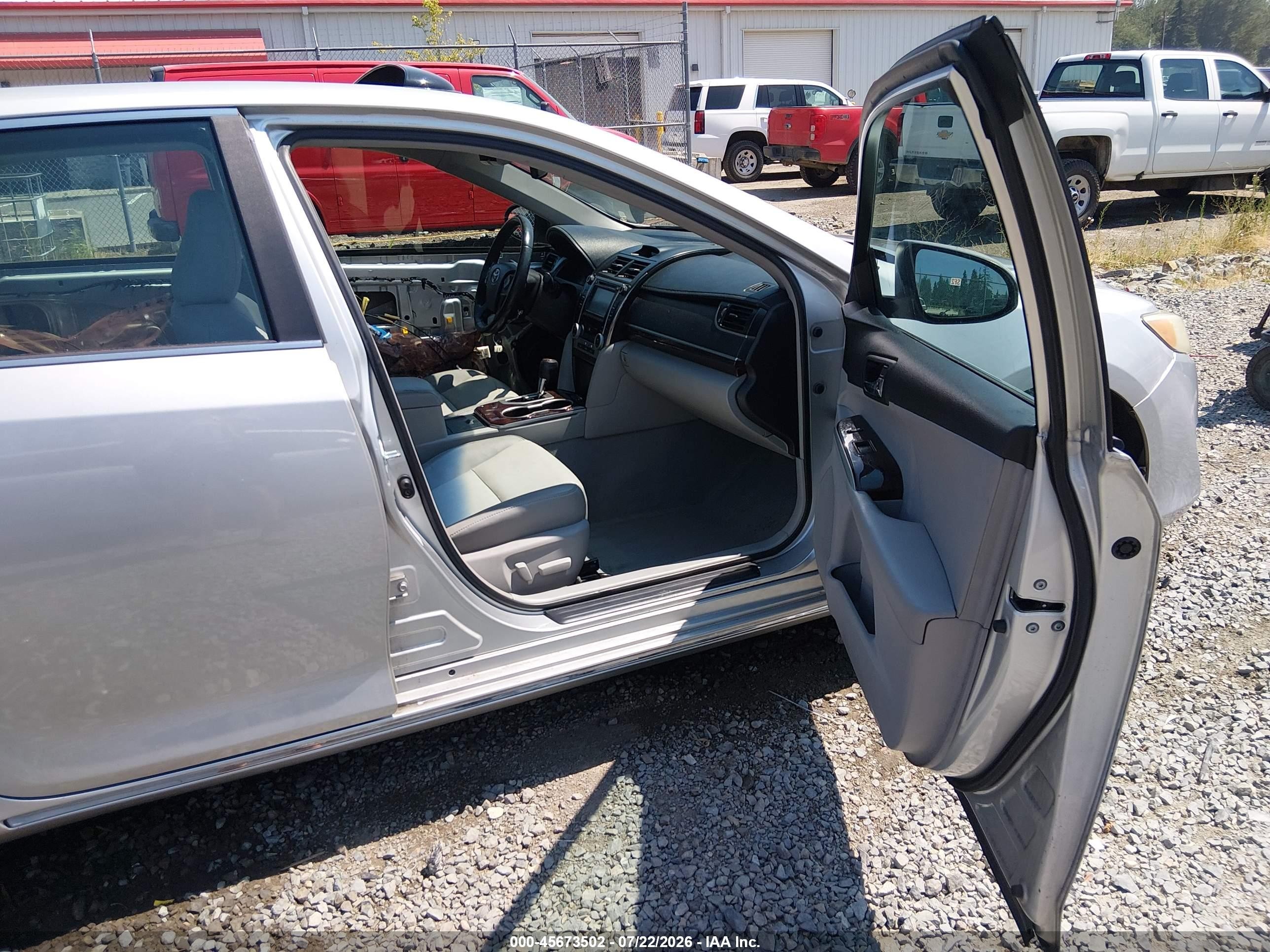 2012 Toyota Camry Xle Silver vin: 4T1BF1FK4CU067859