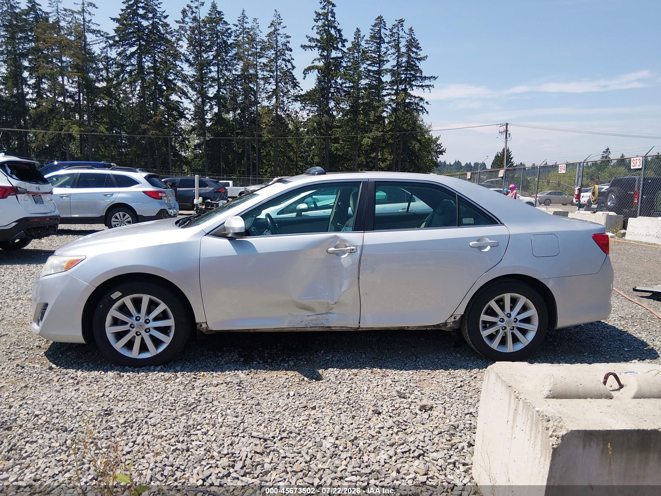 2012 Toyota Camry Xle Silver vin: 4T1BF1FK4CU067859
