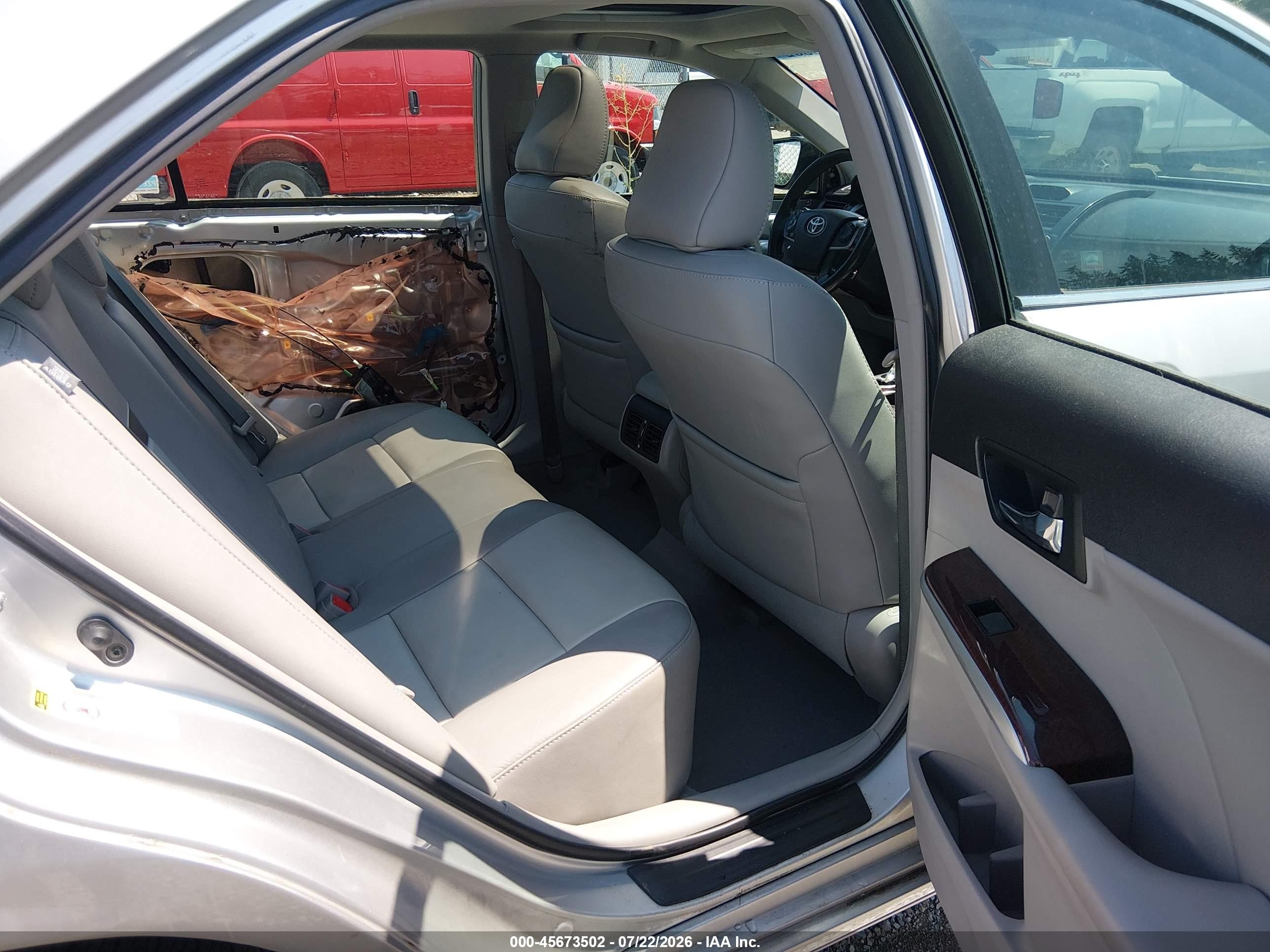 2012 Toyota Camry Xle Silver vin: 4T1BF1FK4CU067859