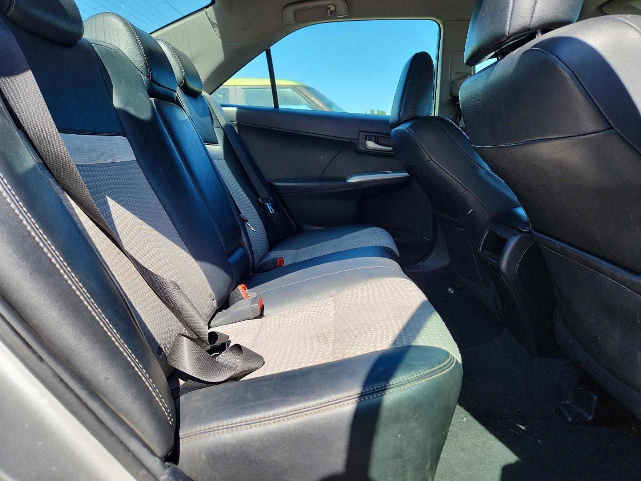 2012 Toyota Camry Se Silver vin: 4T1BF1FK4CU074861