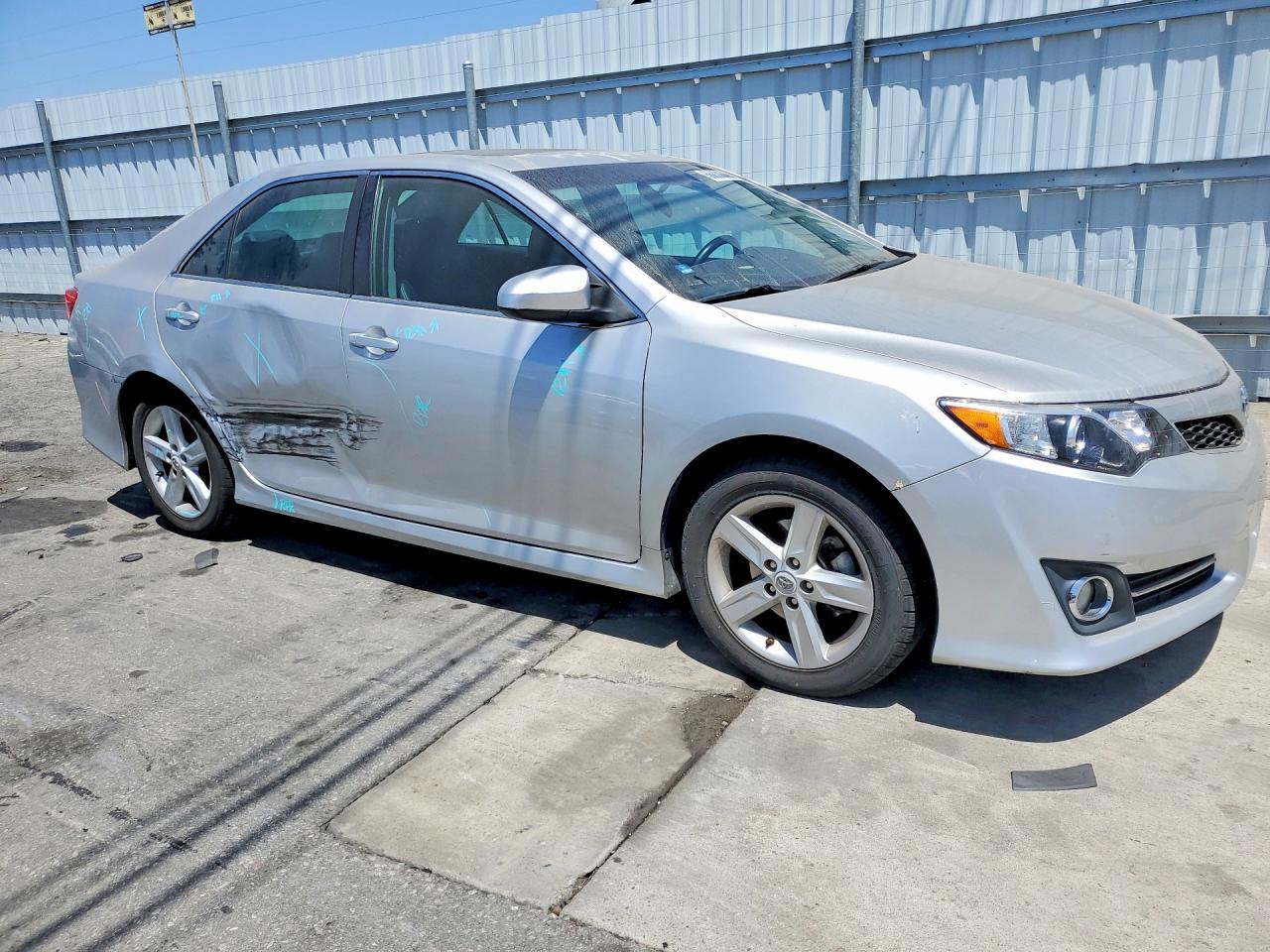 2012 Toyota Camry Se Silver vin: 4T1BF1FK4CU078389