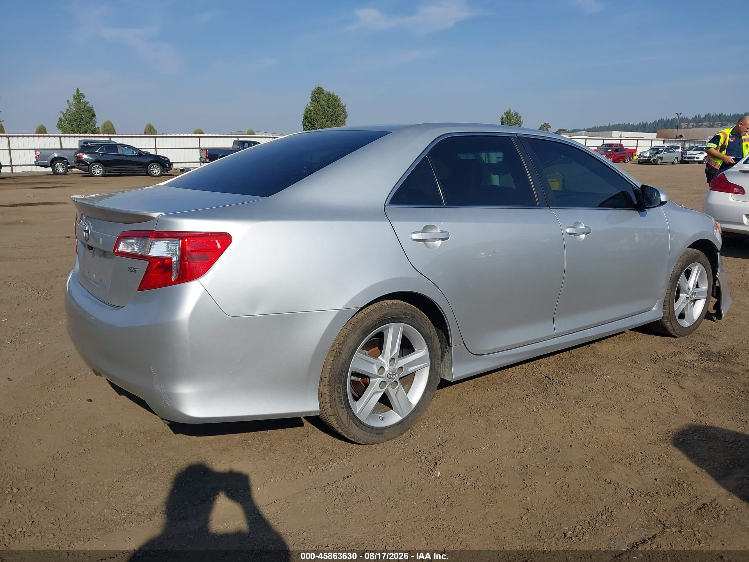 2012 Toyota Camry Se Серебряный vin: 4T1BF1FK4CU126070