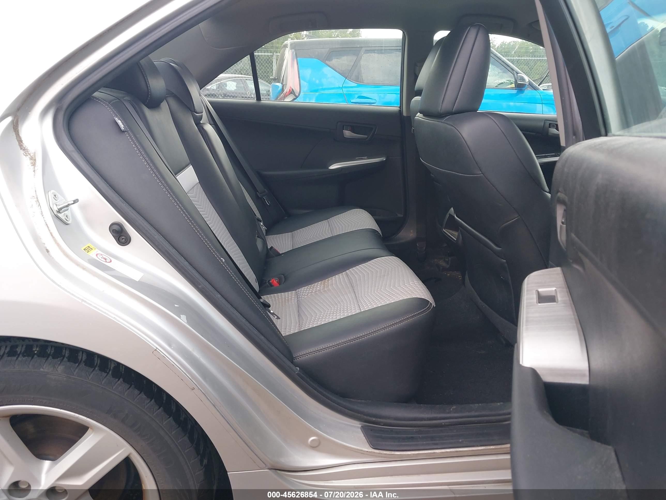 2012 Toyota Camry Se Silver vin: 4T1BF1FK4CU134508