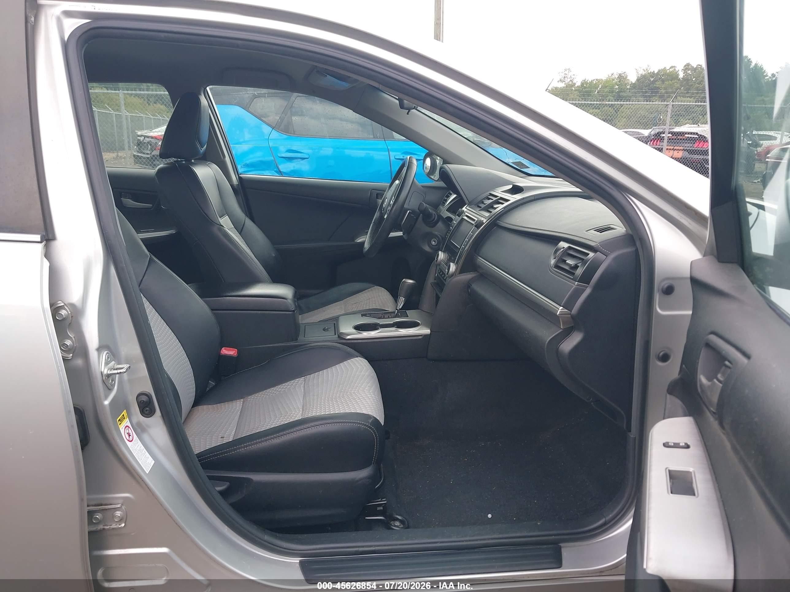 2012 Toyota Camry Se Silver vin: 4T1BF1FK4CU134508