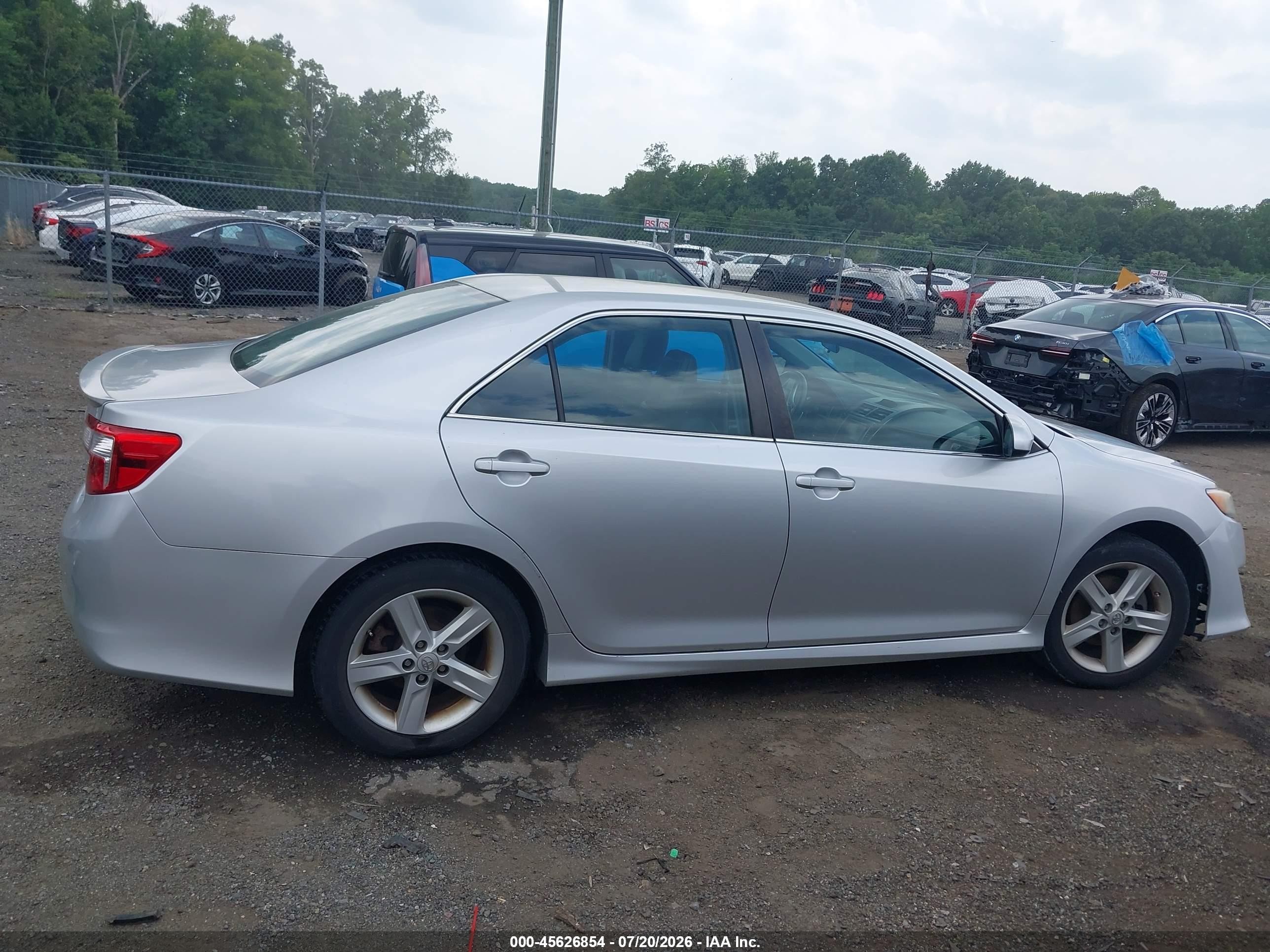 2012 Toyota Camry Se Silver vin: 4T1BF1FK4CU134508