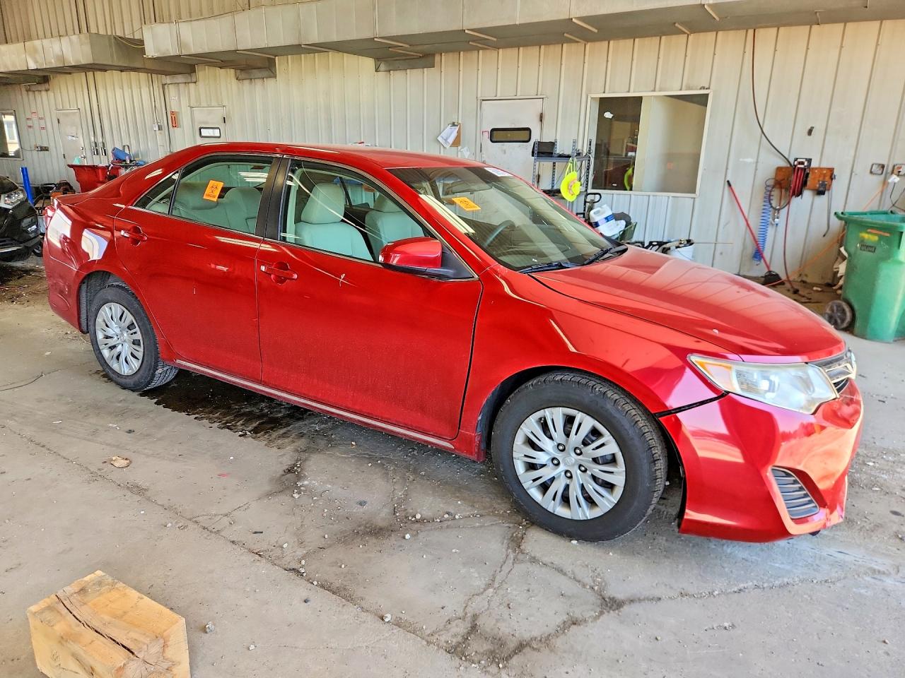 2012 Toyota Camry Le Red vin: 4T1BF1FK4CU548503