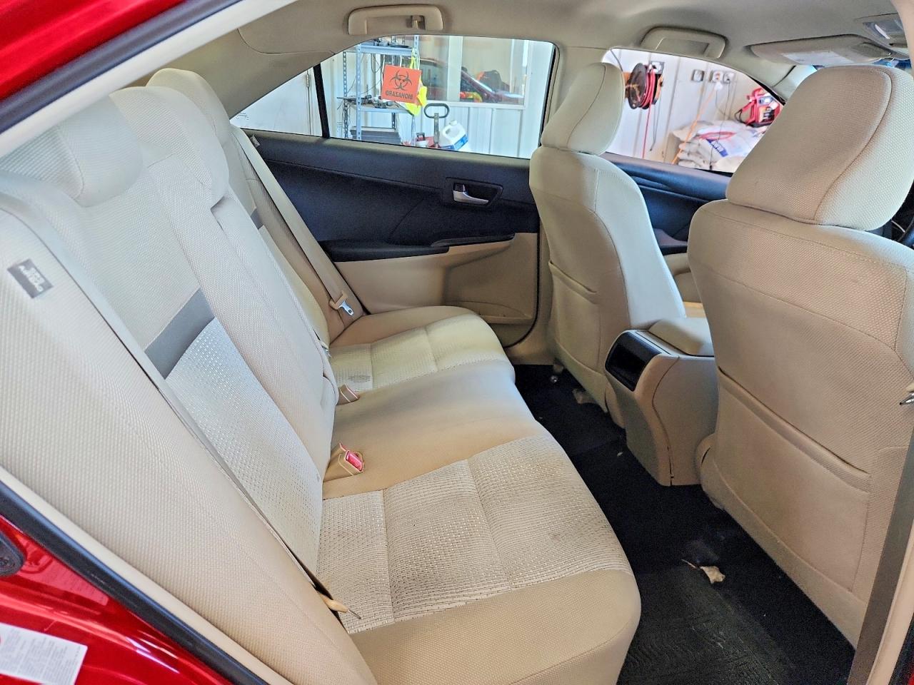 2012 Toyota Camry Le Red vin: 4T1BF1FK4CU548503