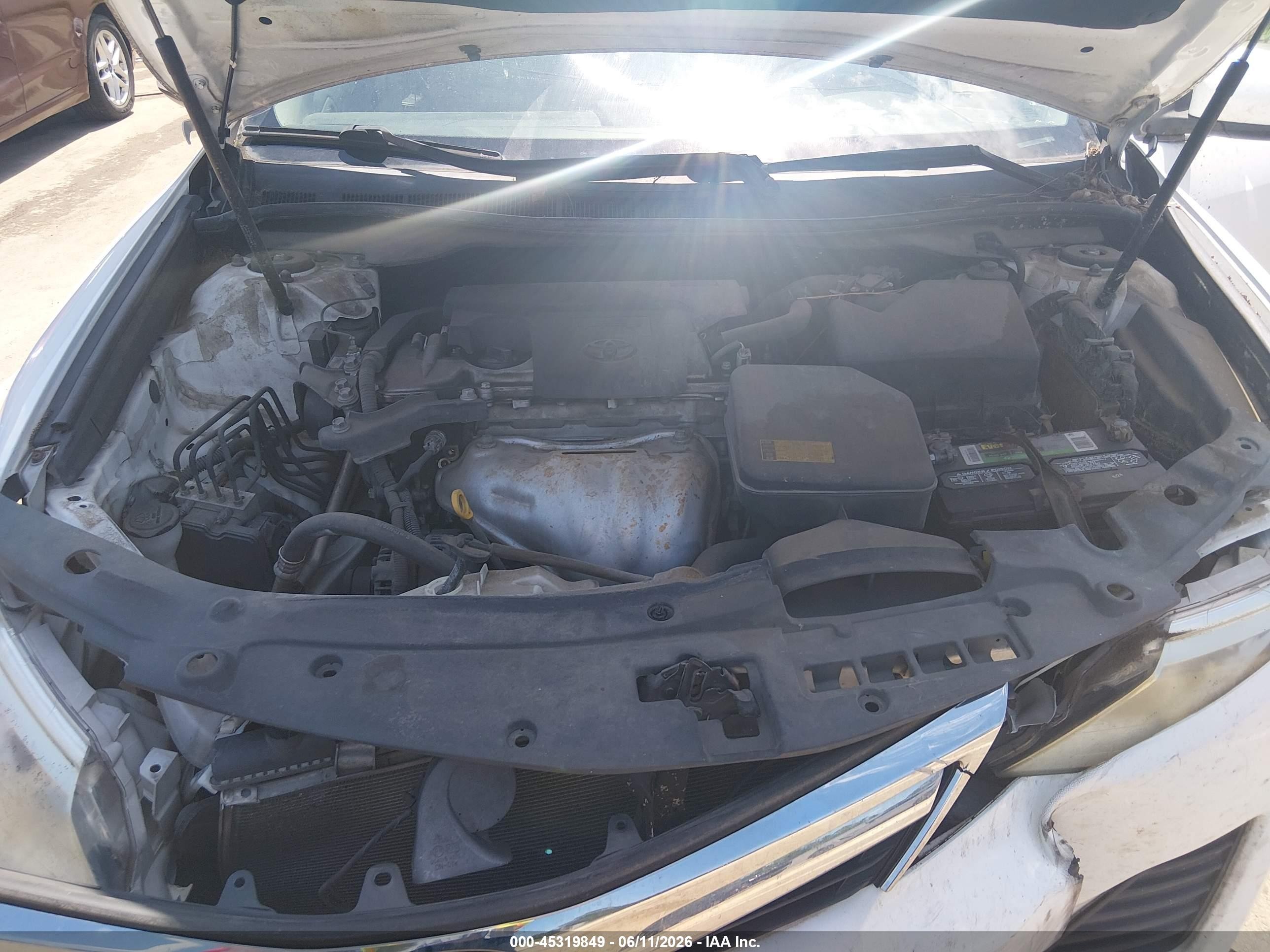 2012 Toyota Camry Le White vin: 4T1BF1FK4CU549876