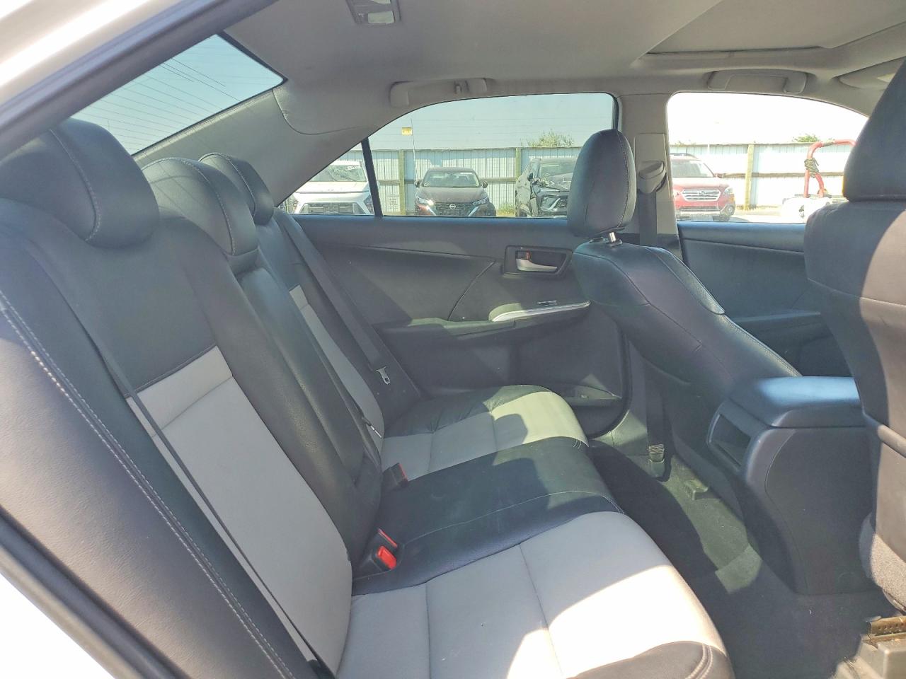 2012 Toyota Camry Se White vin: 4T1BF1FK4CU568167