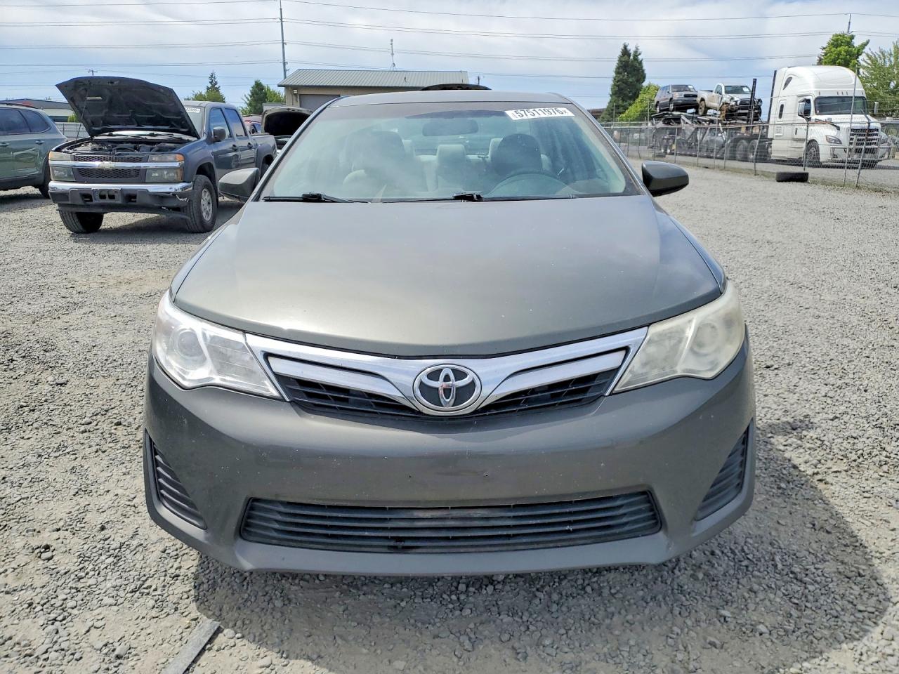 2012 Toyota Camry Le Gray vin: 4T1BF1FK4CU571957