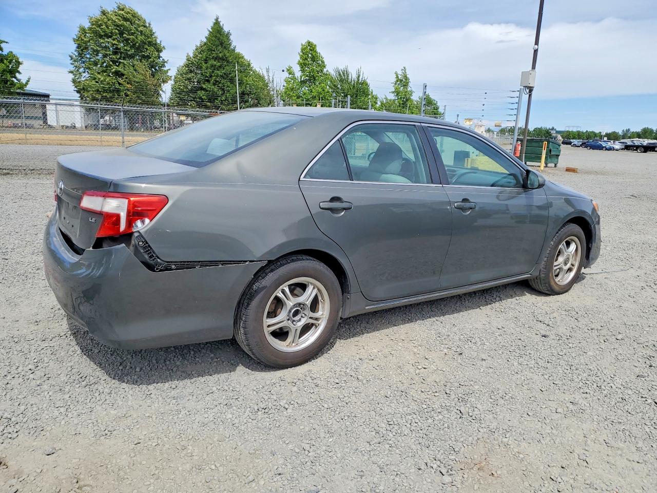 2012 Toyota Camry Le Gray vin: 4T1BF1FK4CU571957