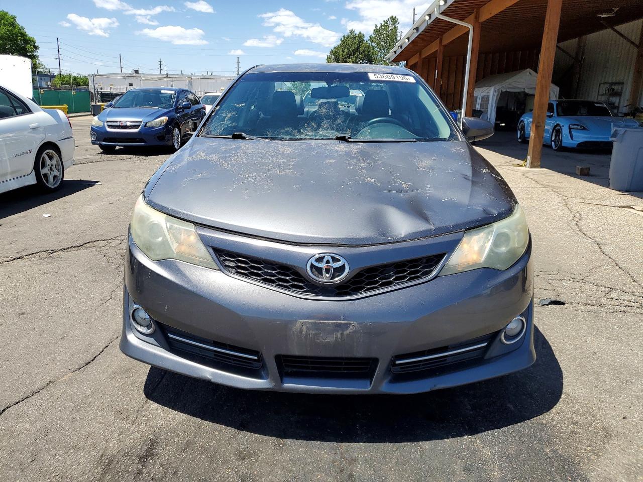 2012 Toyota Camry Se Серый vin: 4T1BF1FK4CU572025