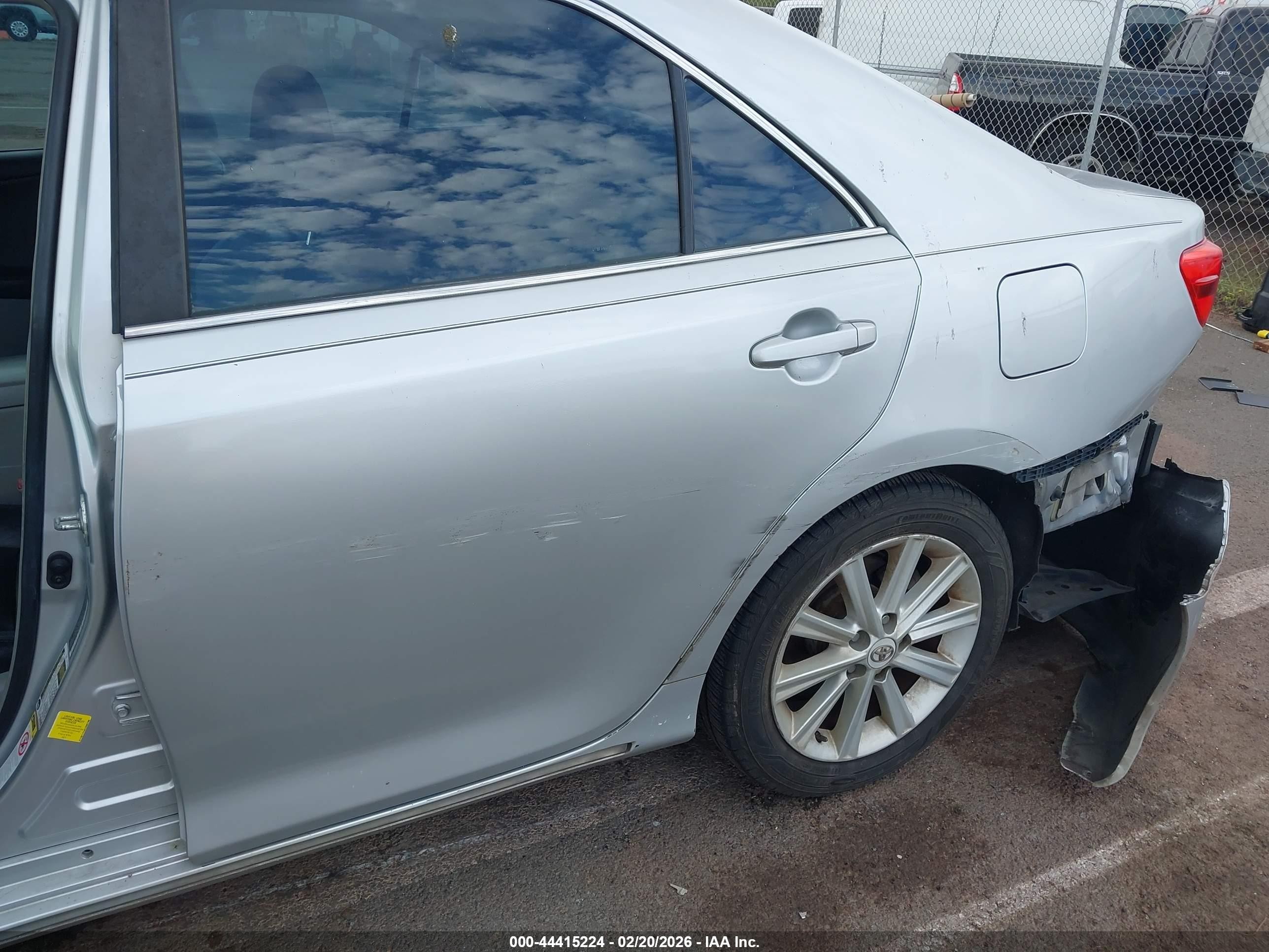 2012 Toyota Camry Xle Silver vin: 4T1BF1FK4CU580786