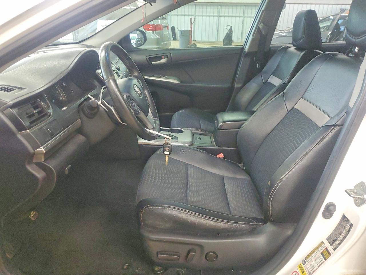 2012 Toyota Camry Se Белый vin: 4T1BF1FK4CU599807