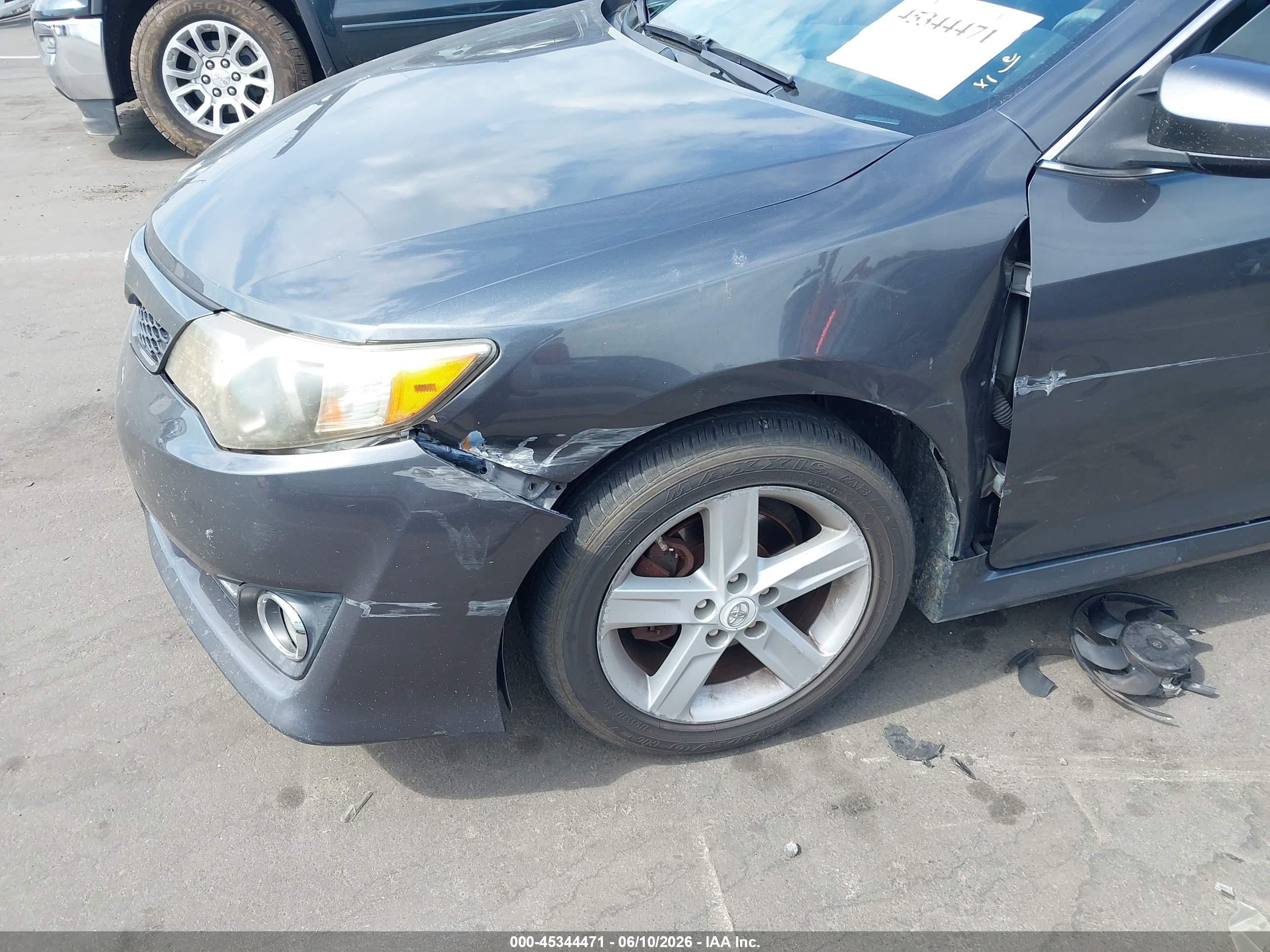 2012 Toyota Camry Se Серый vin: 4T1BF1FK4CU602284