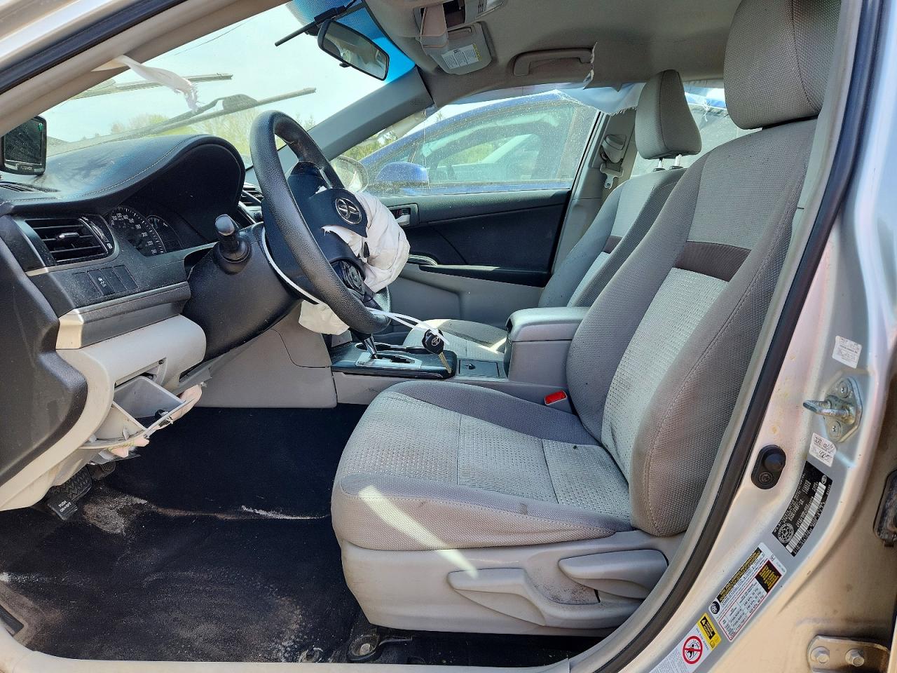 2012 Toyota Camry L Silver vin: 4T1BF1FK4CU603578