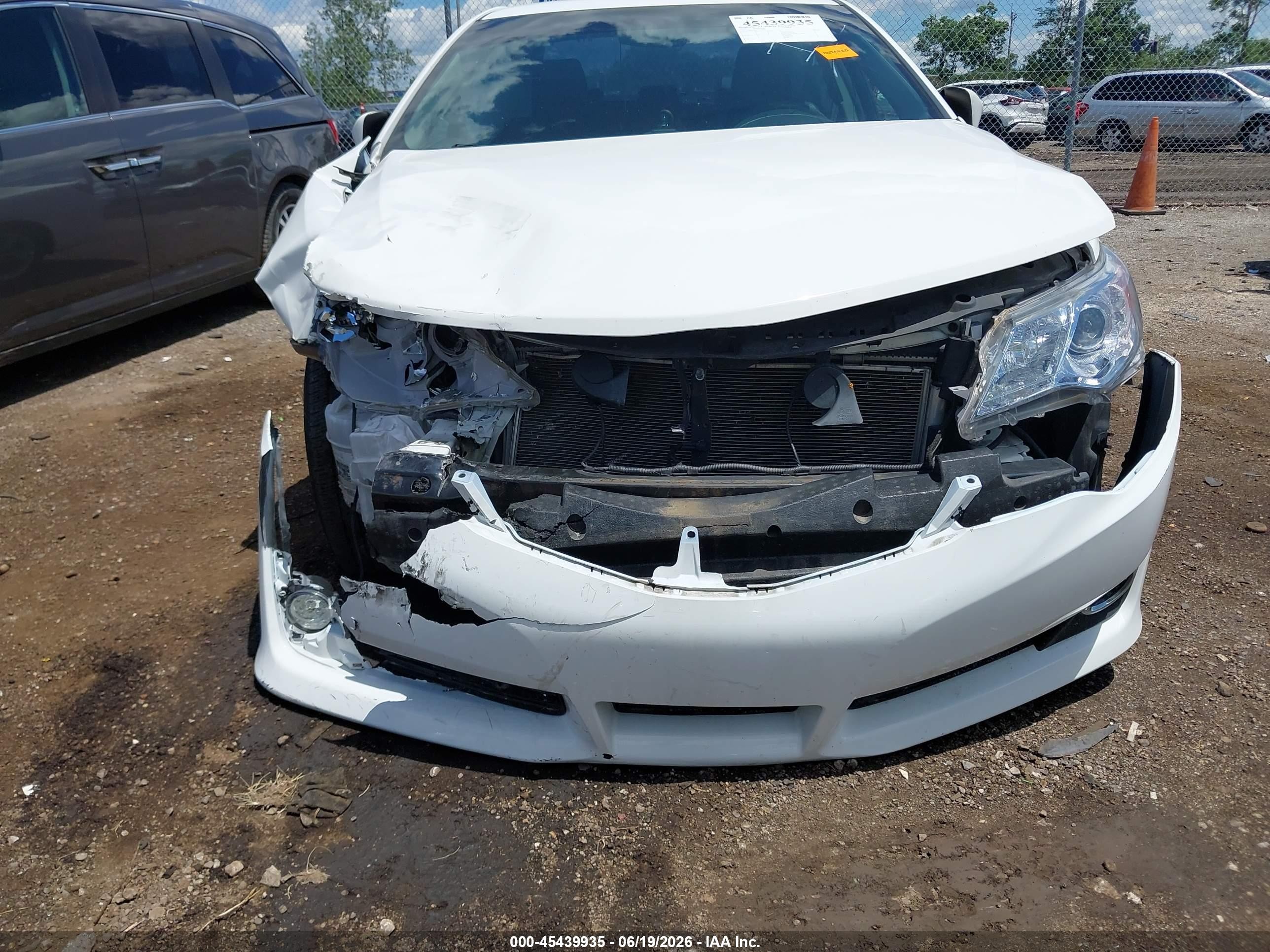 2012 Toyota Camry Se White vin: 4T1BF1FK4CU611843