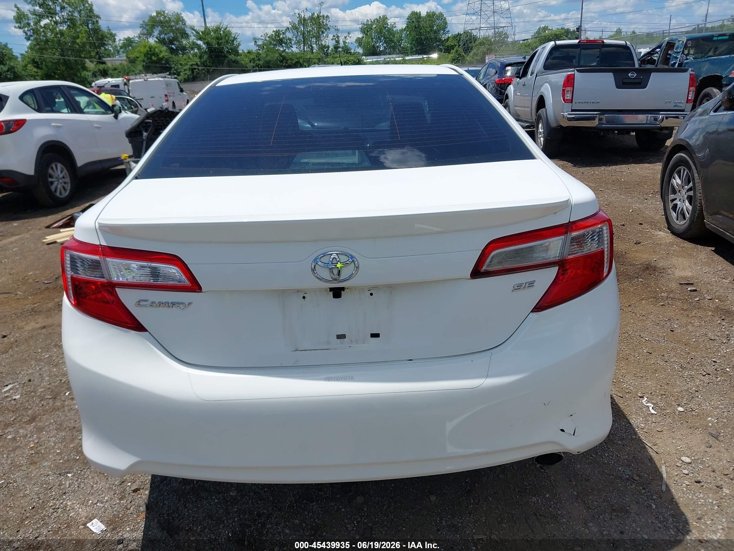 2012 Toyota Camry Se White vin: 4T1BF1FK4CU611843