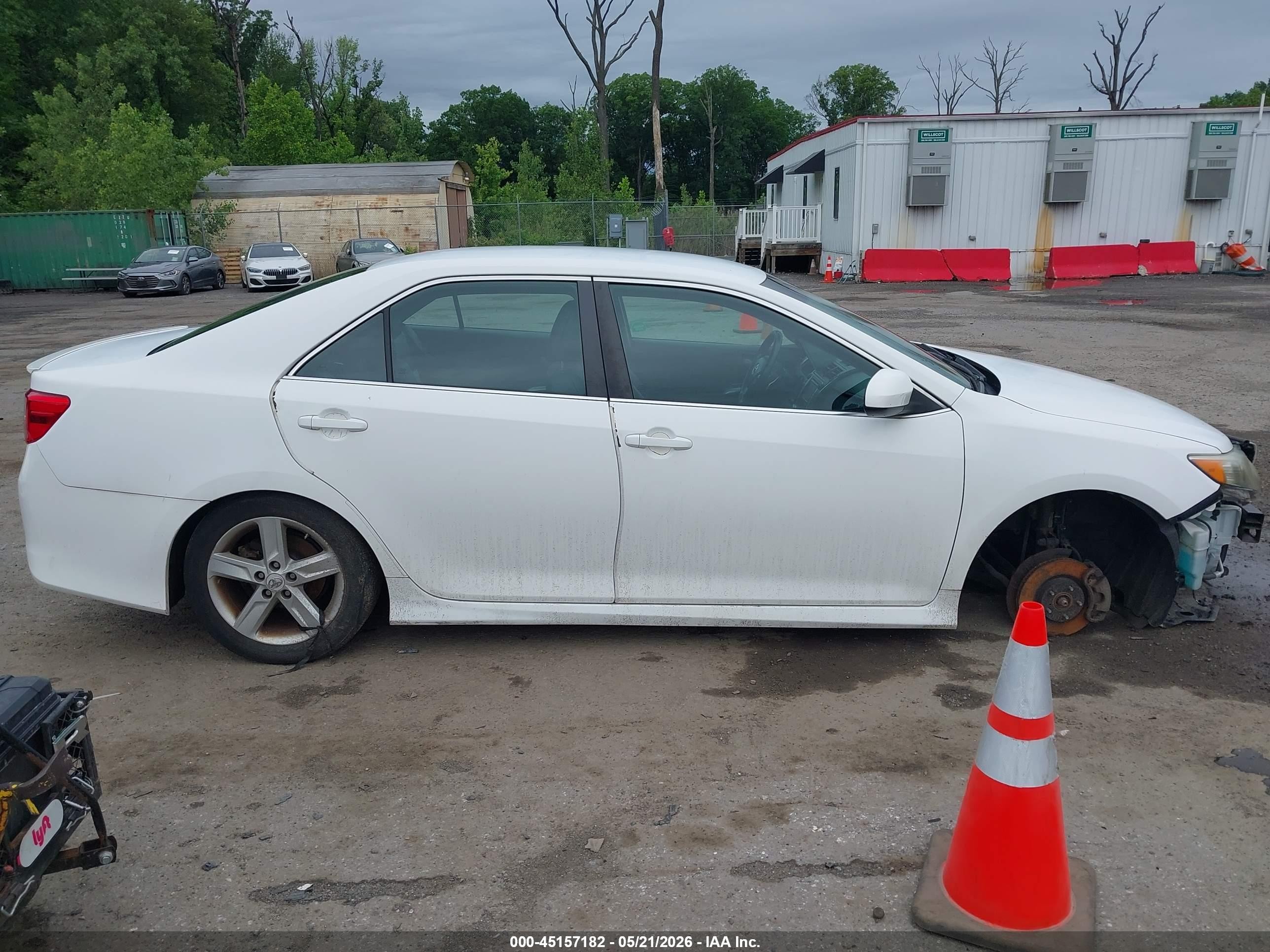 2012 Toyota Camry Se White vin: 4T1BF1FK4CU617321