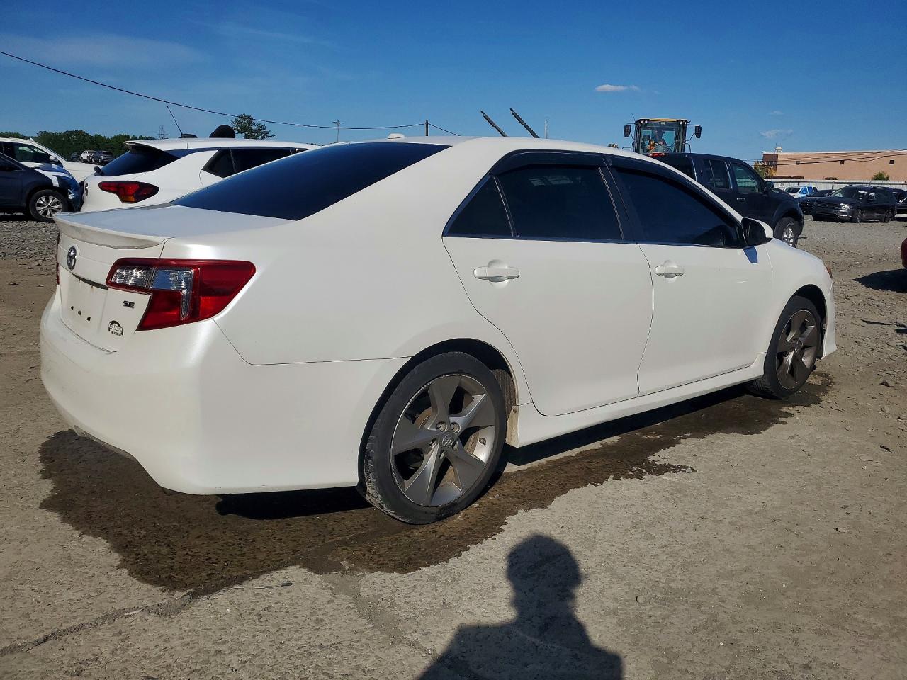 2012 Toyota Camry Se Sport Limited Edition White vin: 4T1BF1FK4CU628352