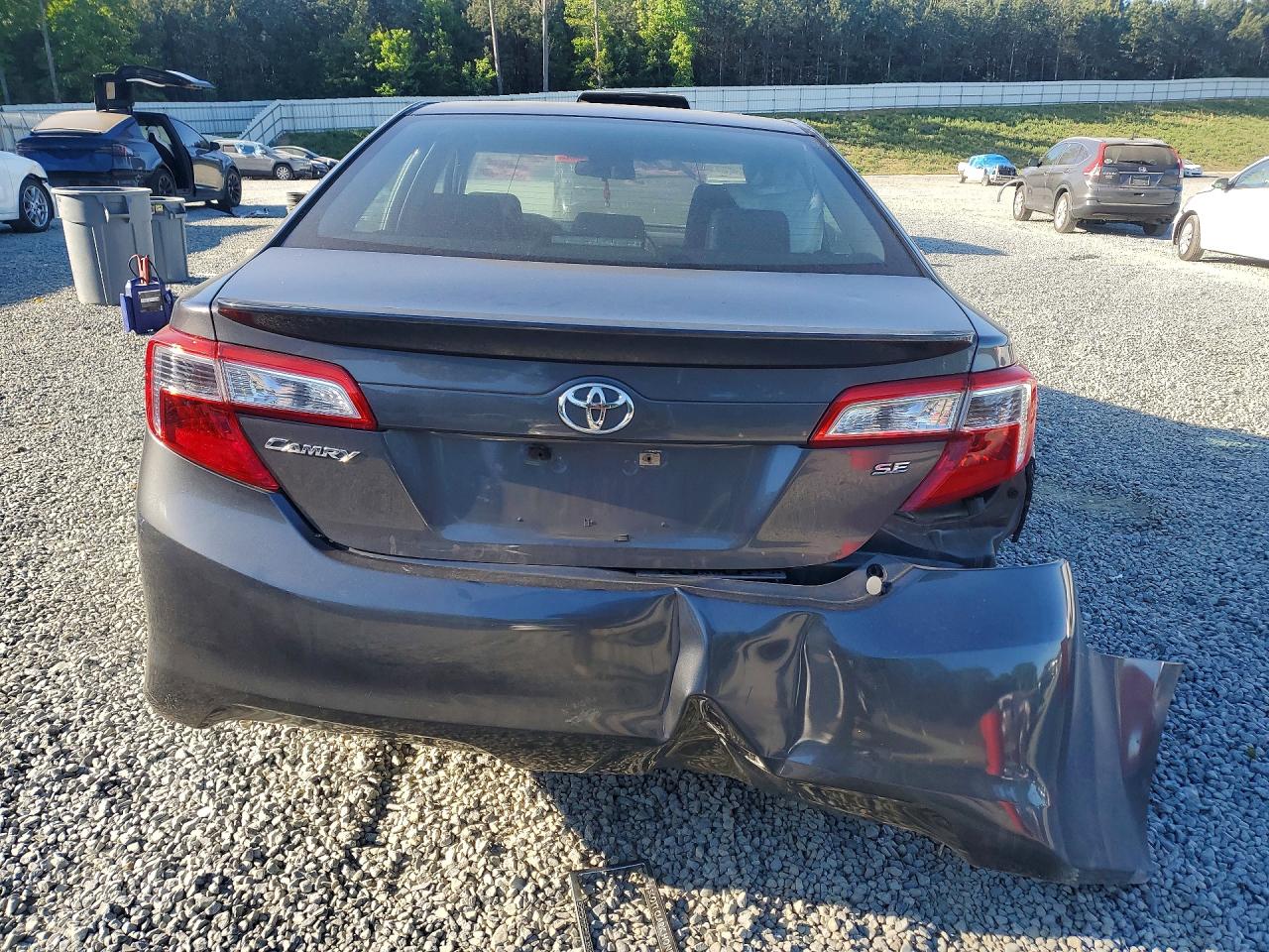 2013 Toyota Camry Se Серый vin: 4T1BF1FK4DU209984