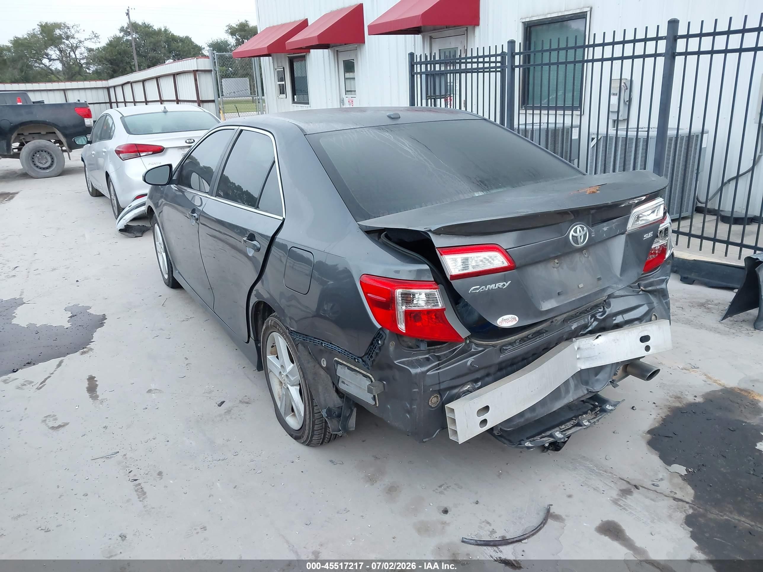 2013 Toyota Camry Se Серый vin: 4T1BF1FK4DU216174