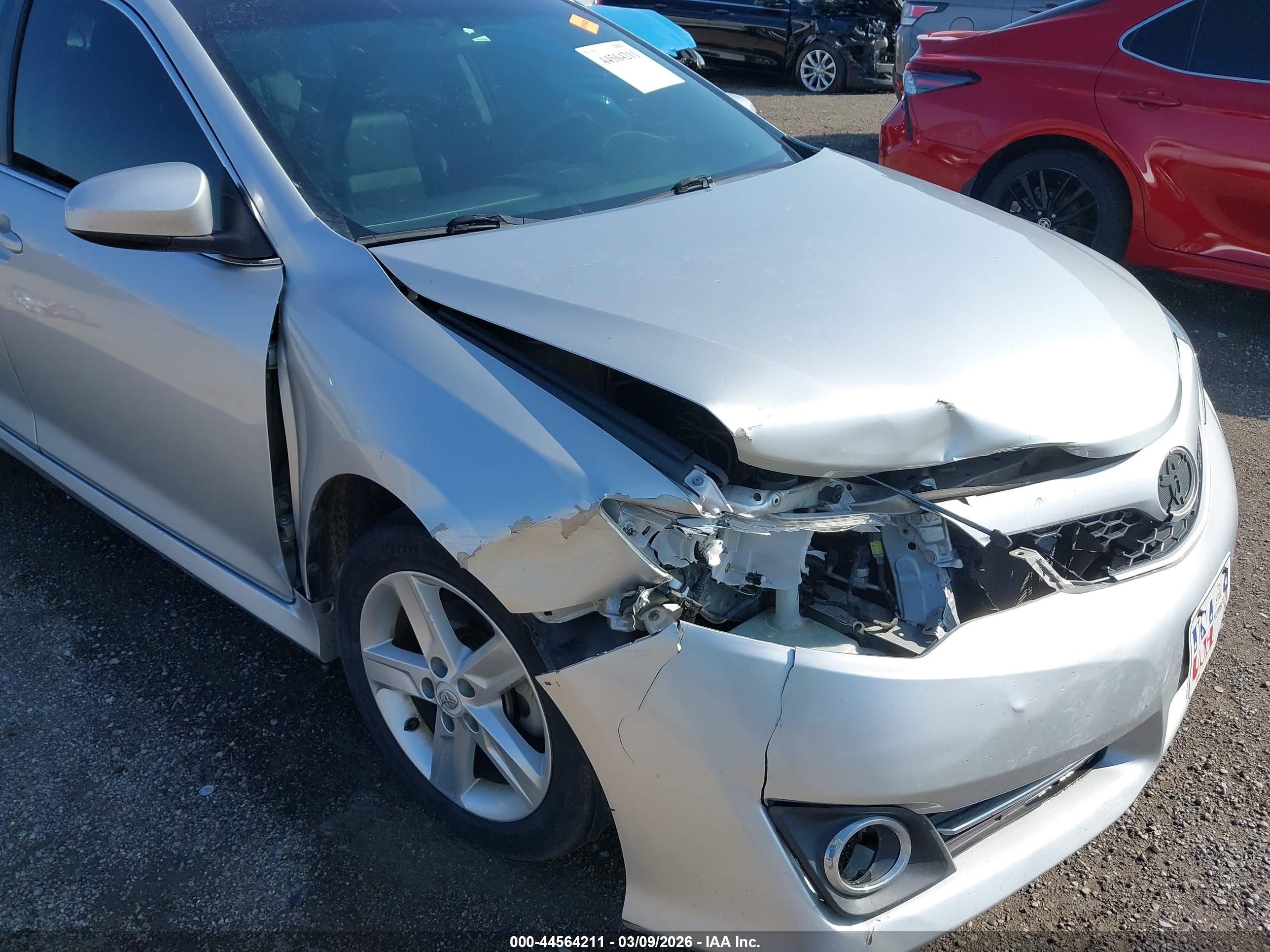 2013 Toyota Camry Se Silver vin: 4T1BF1FK4DU218409