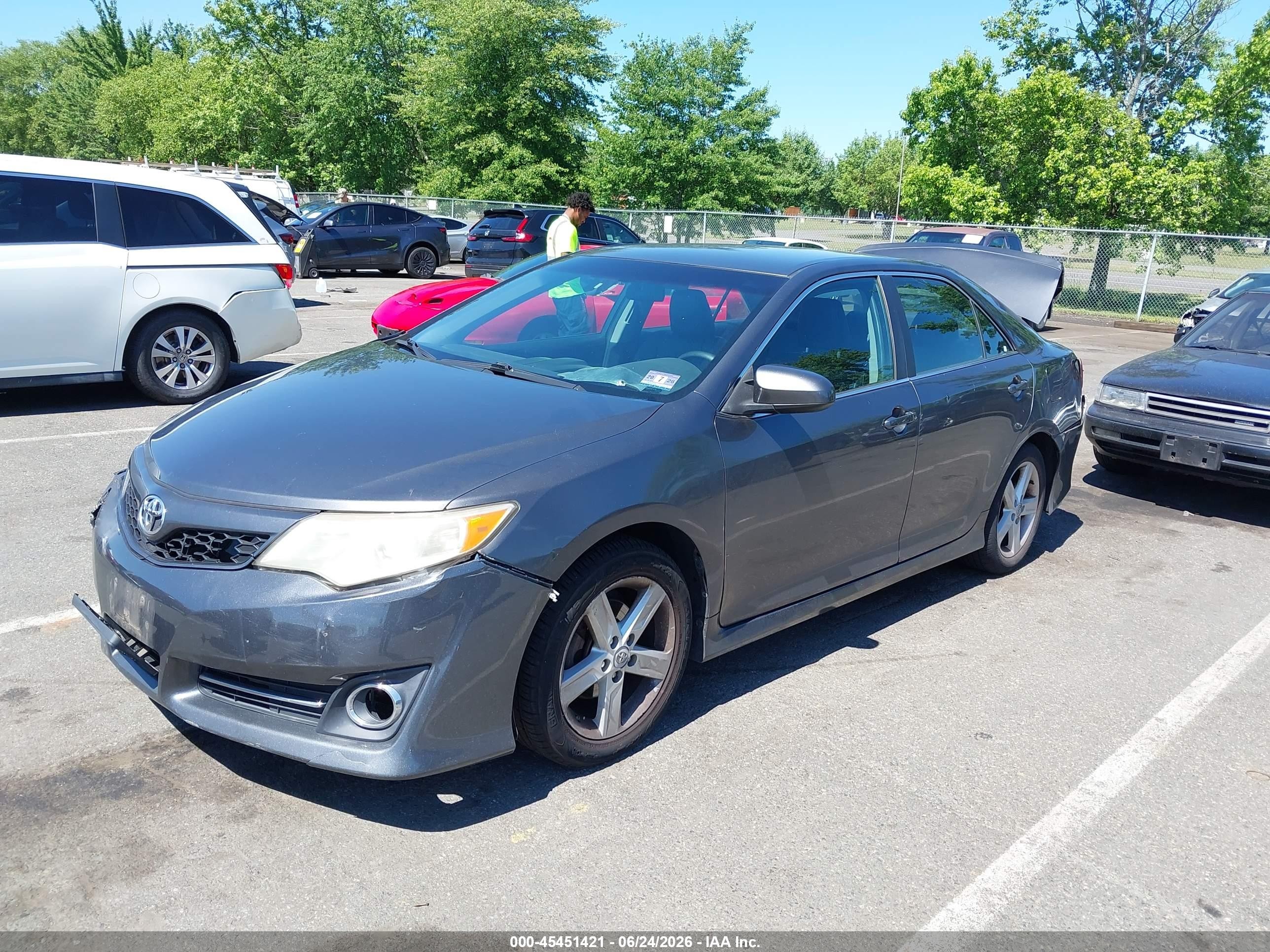 2013 Toyota Camry Se Gray vin: 4T1BF1FK4DU223402